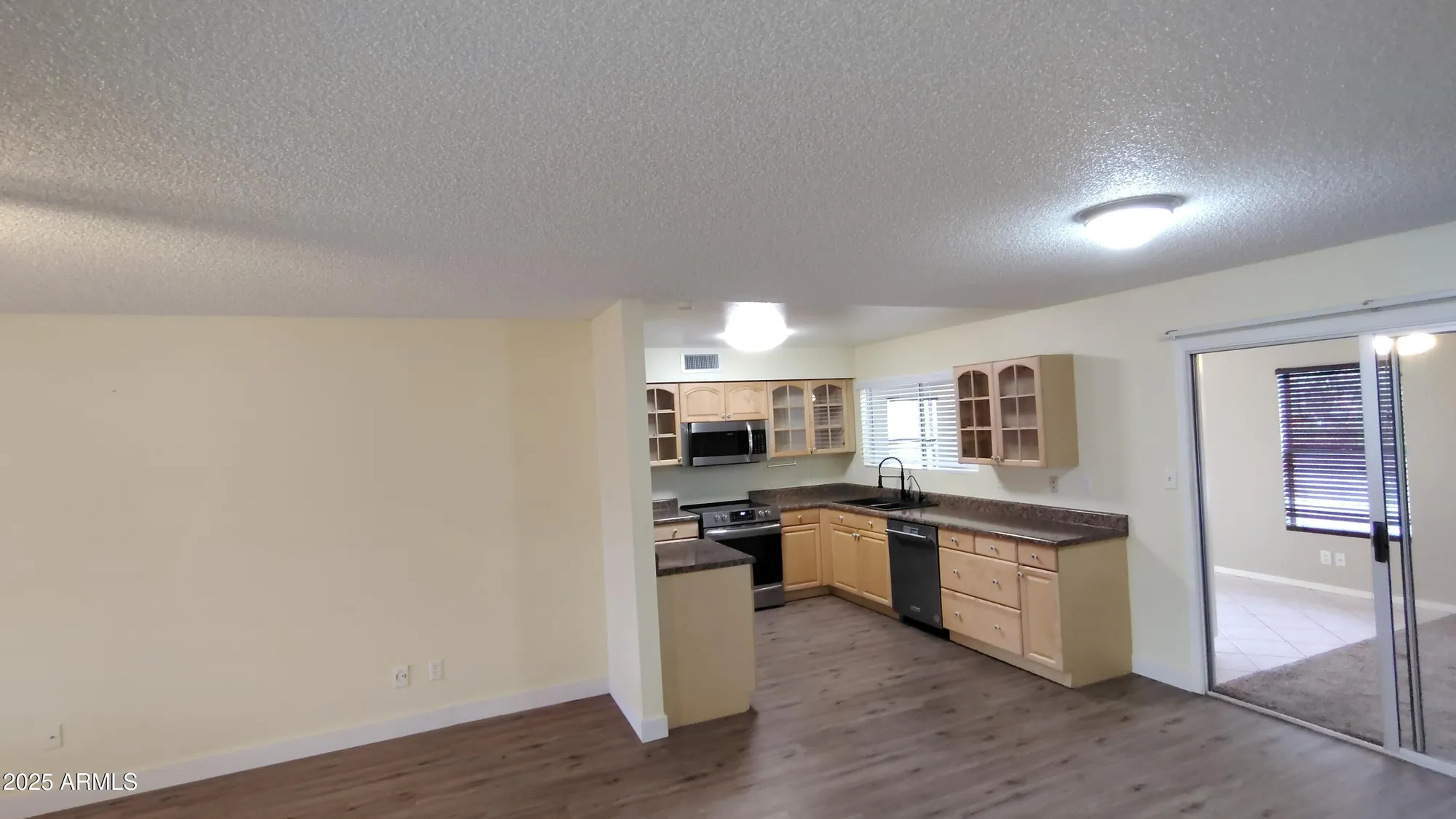 Property Slideshow image 23 of 35 | 1033 s florence dr, Mesa, AZ, 85208