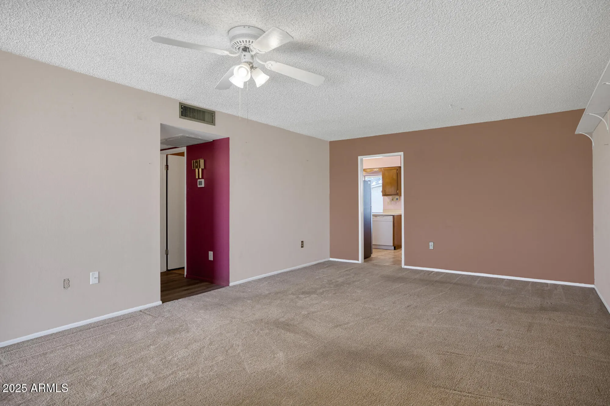 Property Slideshow image 6 of 32 | 13632 n silverbell dr, Sun City, AZ, 85351