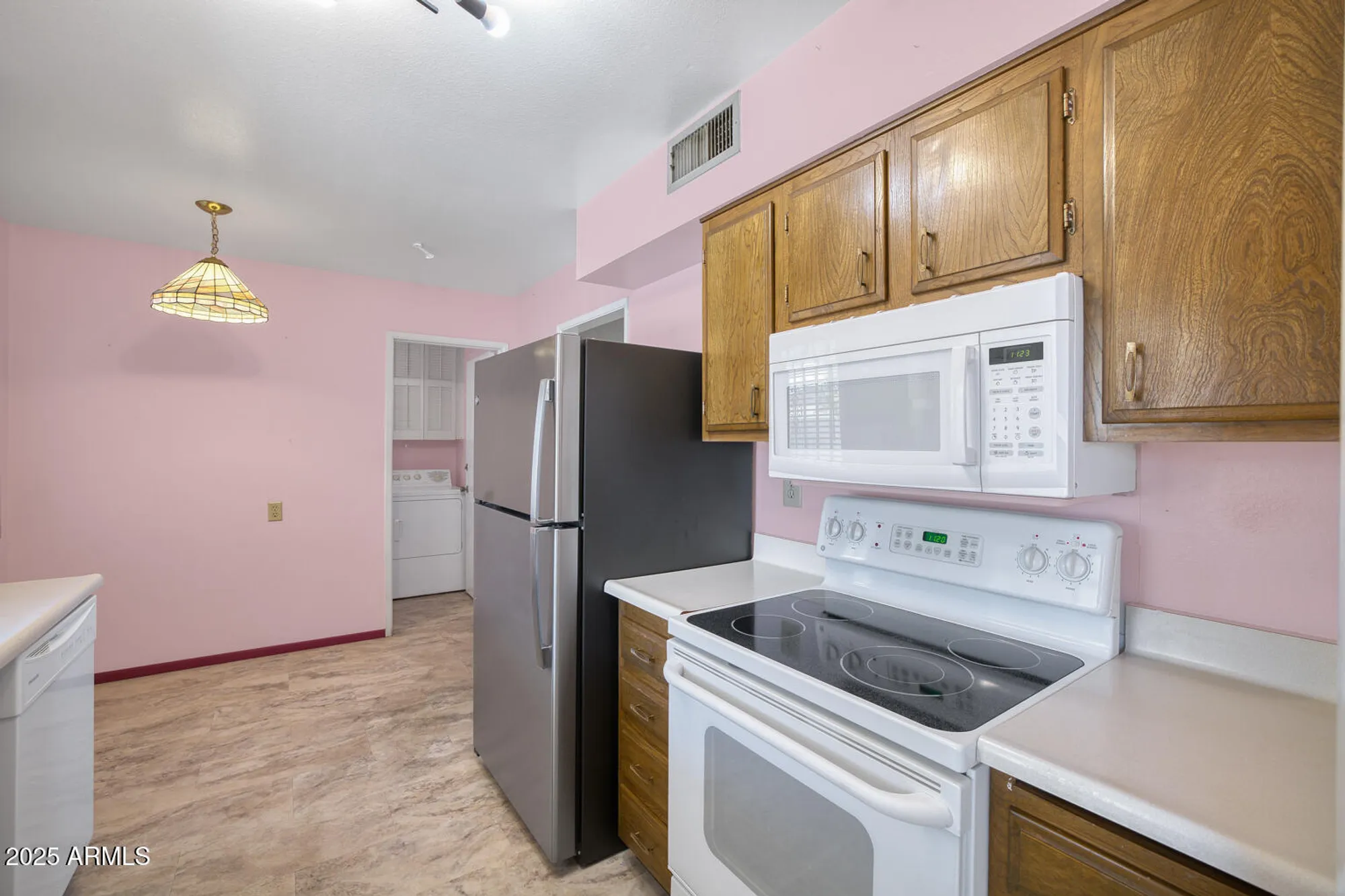 Property Slideshow image 14 of 32 | 13632 n silverbell dr, Sun City, AZ, 85351