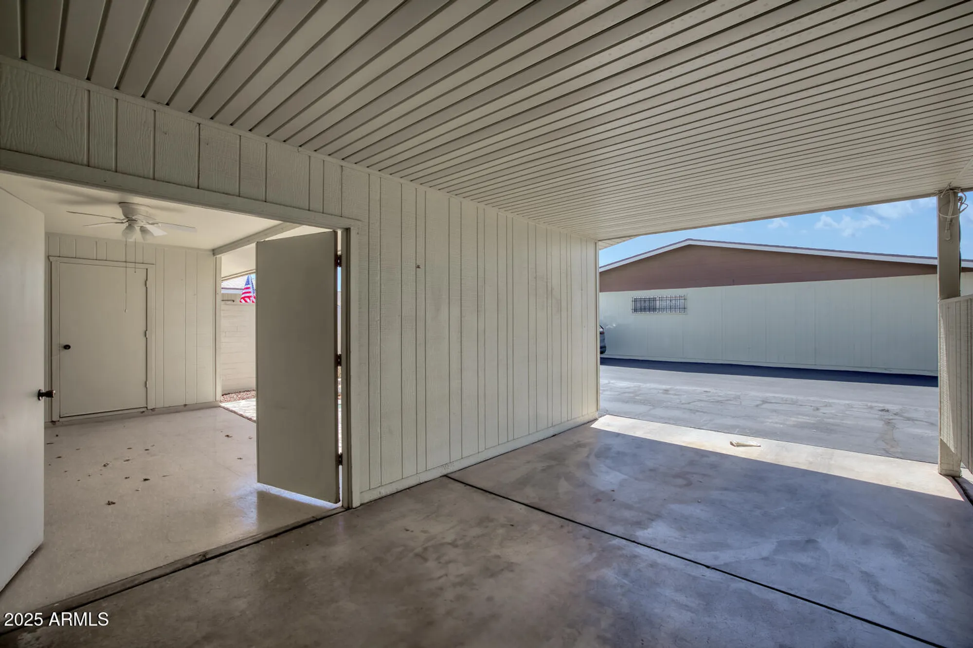 Property Slideshow image 21 of 32 | 13632 n silverbell dr, Sun City, AZ, 85351