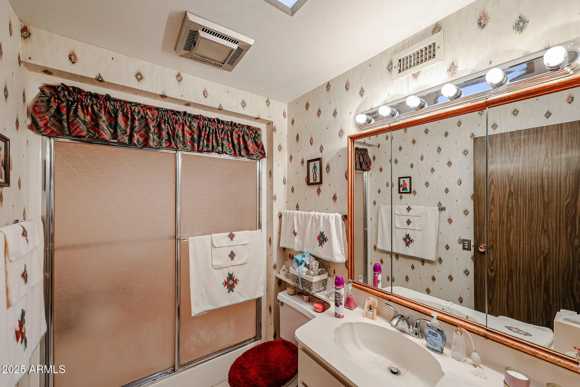 Property Slideshow image 12 of 16 | 10401 w loma blanca dr, Sun City, AZ, 85351
