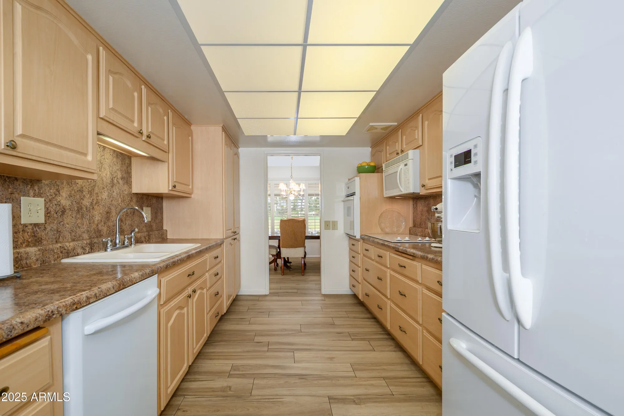 Property Slideshow image 17 of 38 | 15430 n bowling green dr, Sun City, AZ, 85351