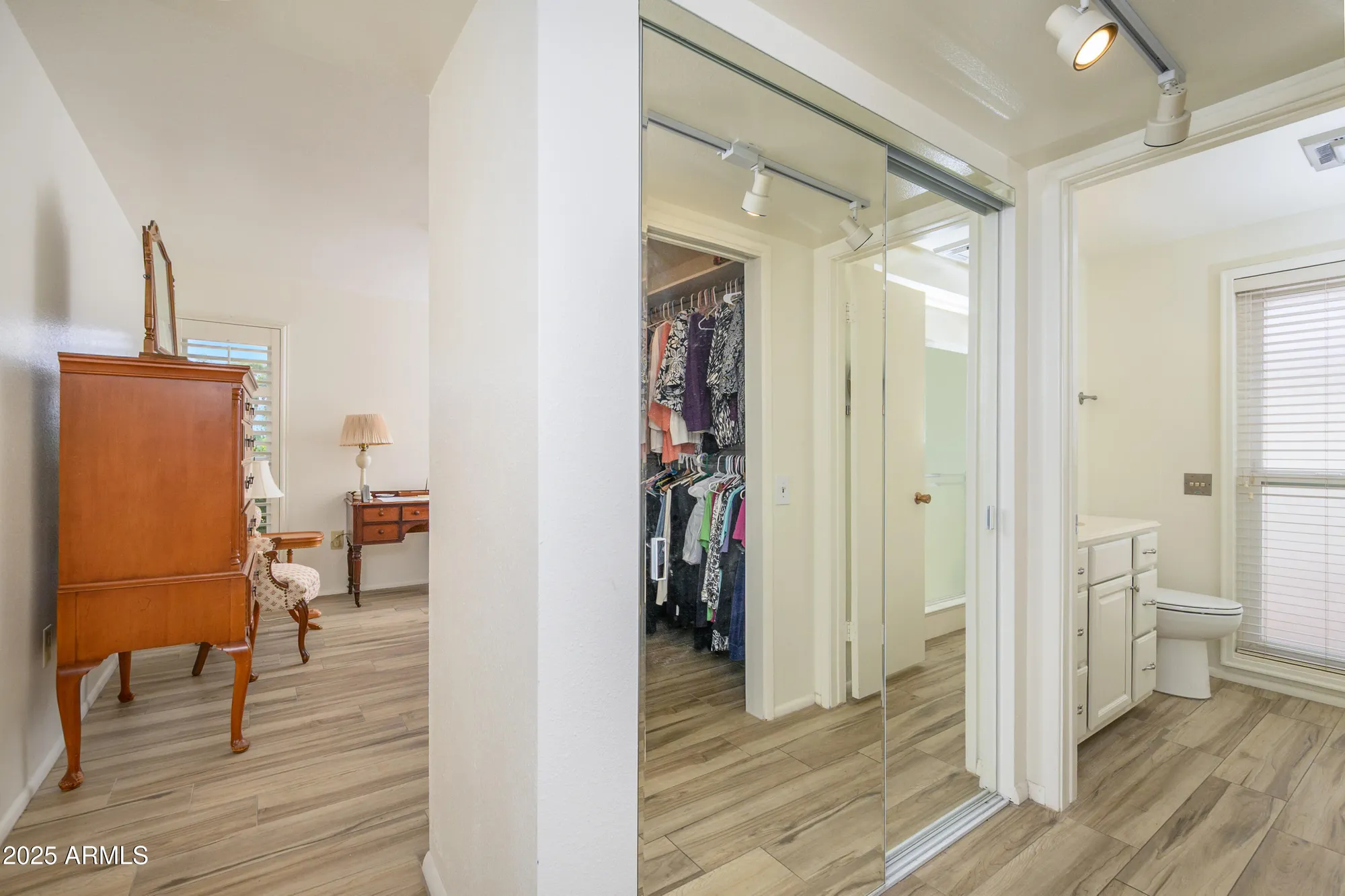 Property Slideshow image 23 of 38 | 15430 n bowling green dr, Sun City, AZ, 85351