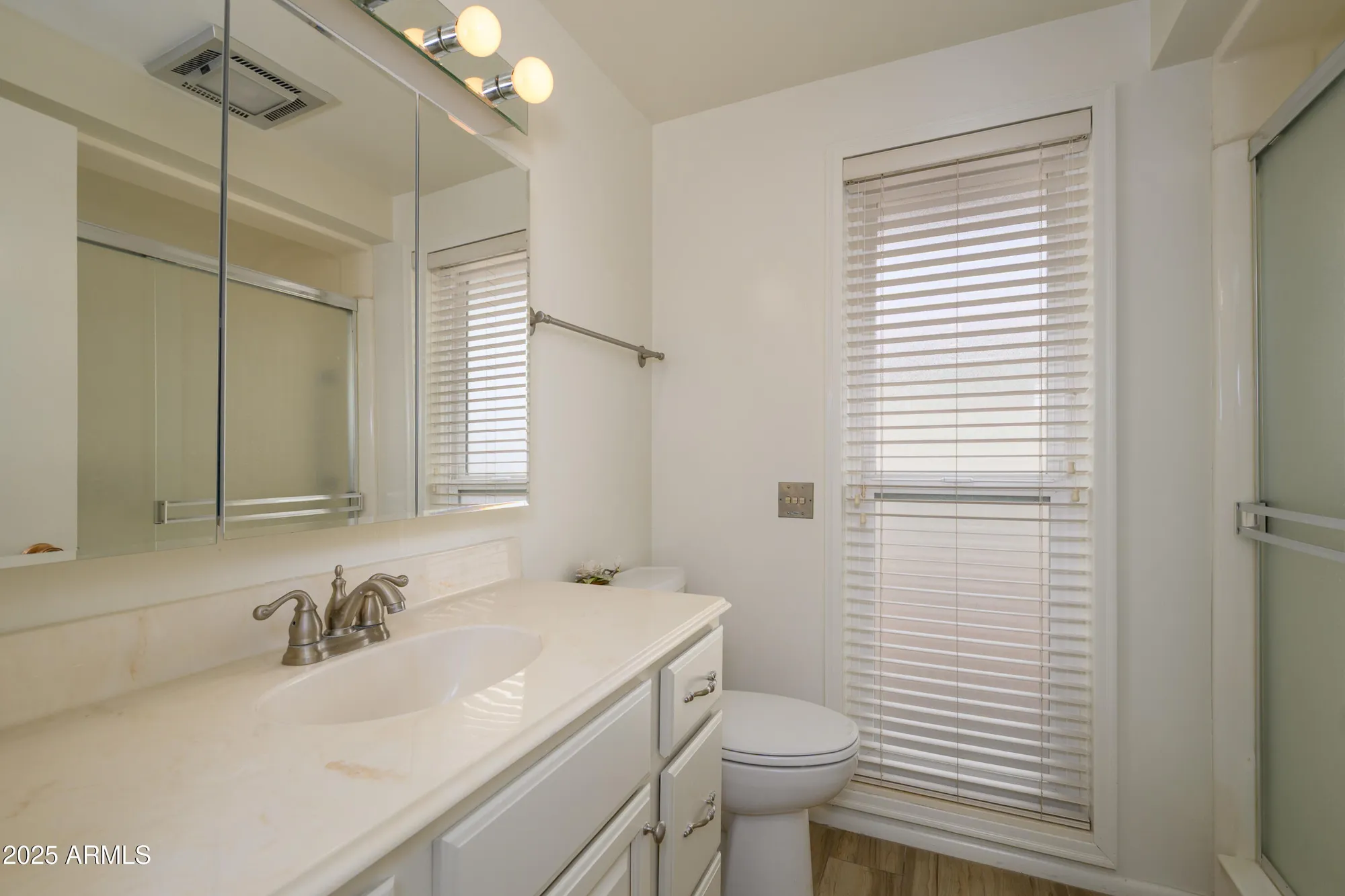 Property Slideshow image 24 of 38 | 15430 n bowling green dr, Sun City, AZ, 85351