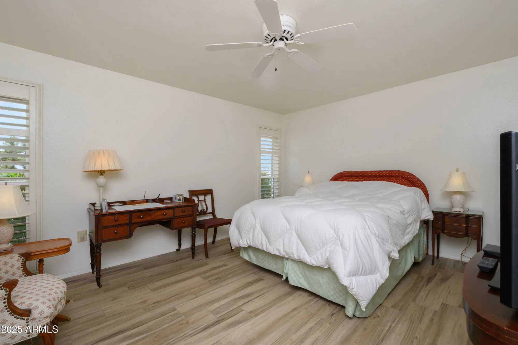 Property Slideshow image 25 of 38 | 15430 n bowling green dr, Sun City, AZ, 85351