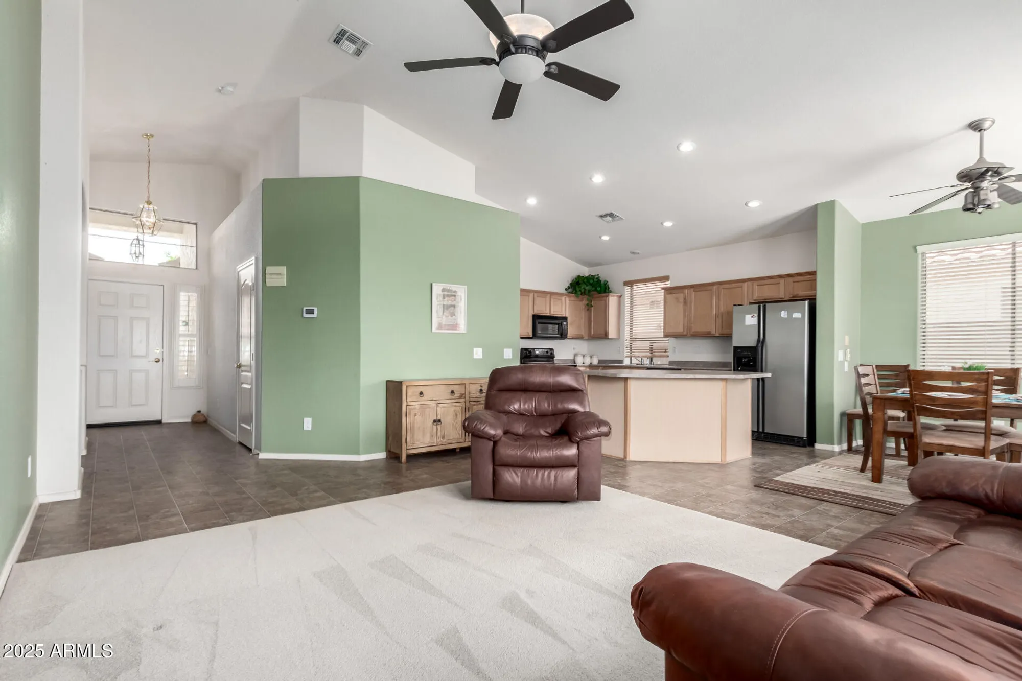 Property Slideshow image 10 of 31 | 18131 w addie ln, Surprise, AZ, 85374