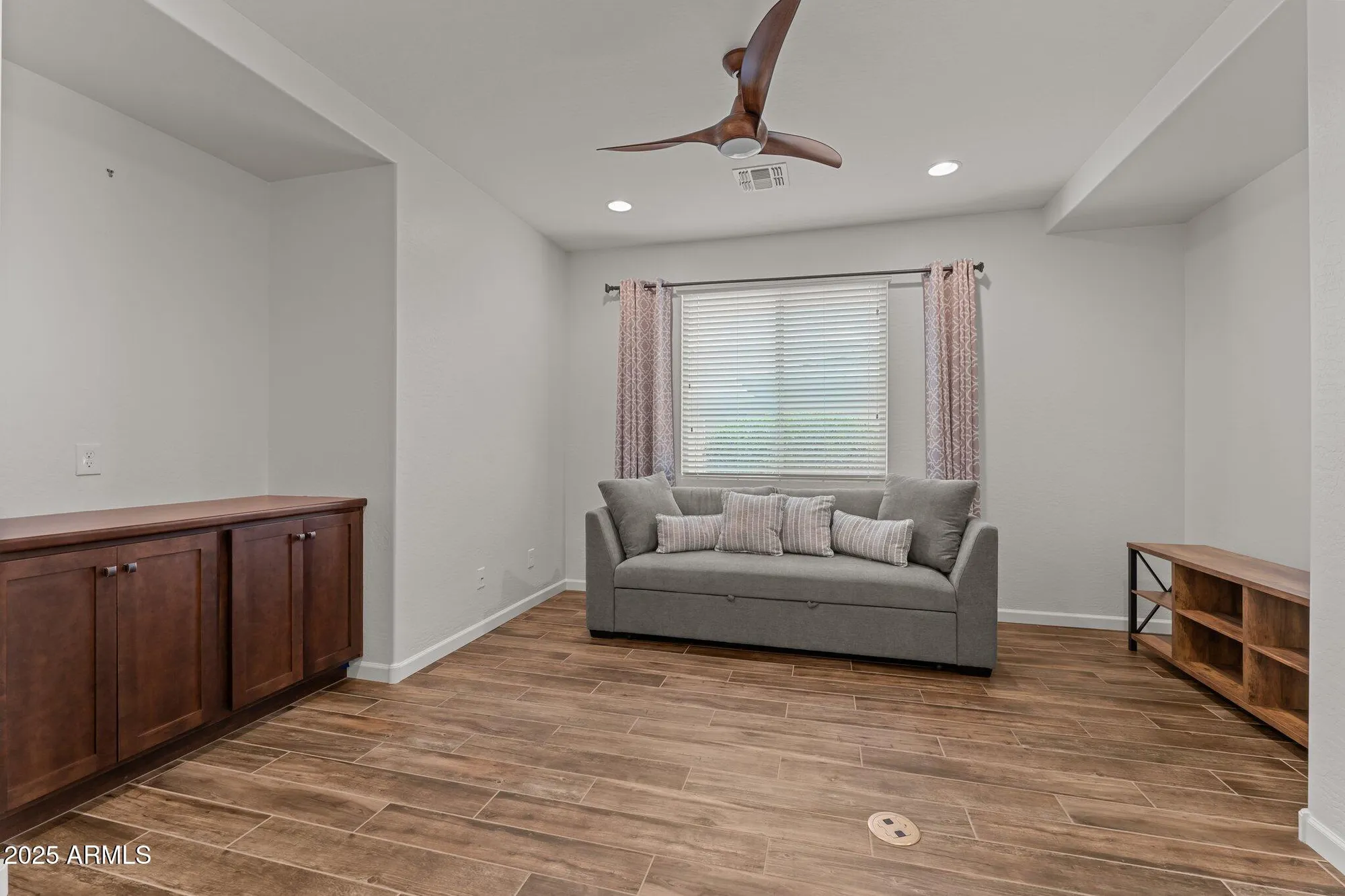 Property Slideshow image 20 of 61 | 3266 sparrows creek way, Wickenburg, AZ, 85390