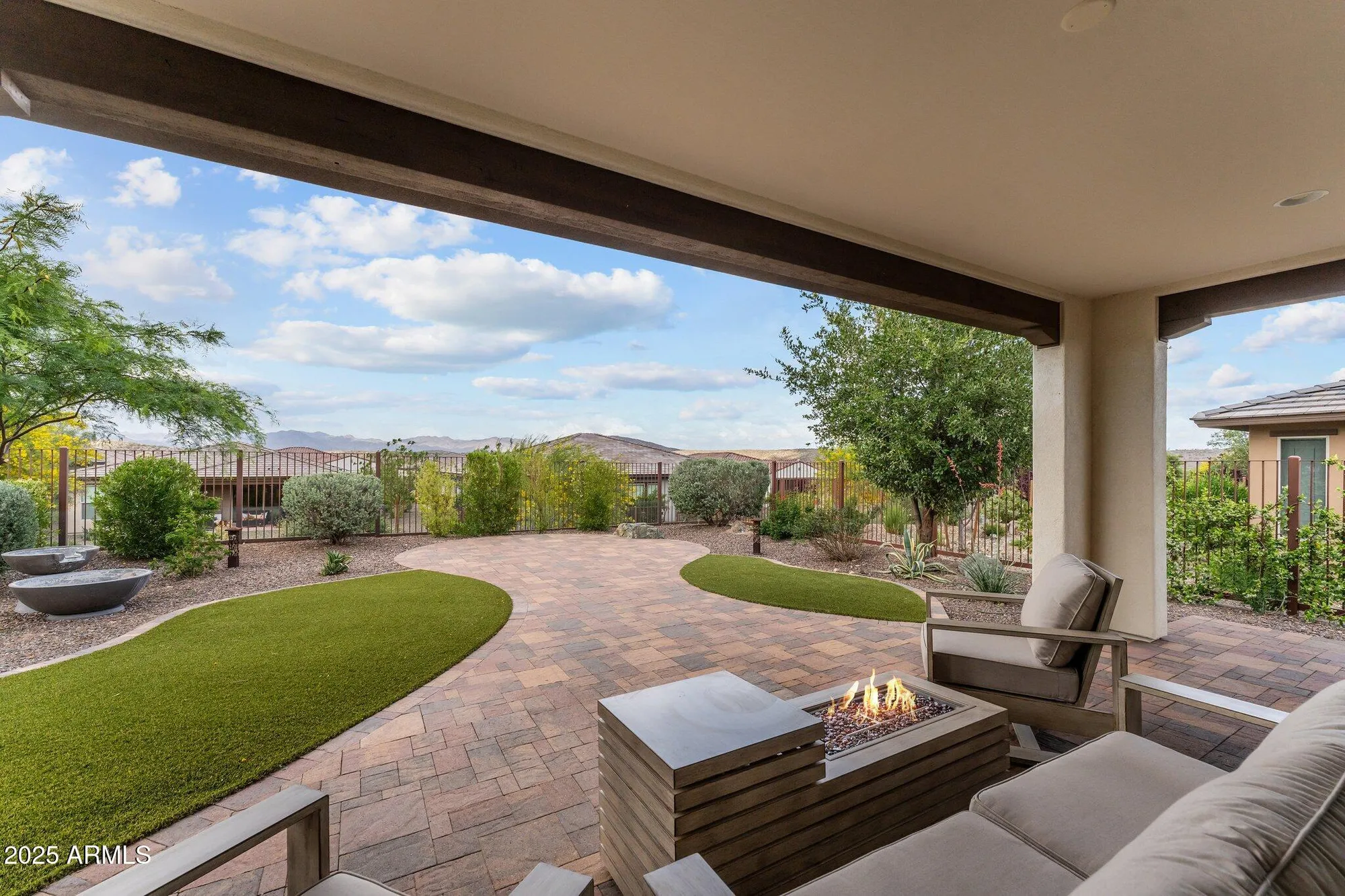 Property Slideshow image 1 of 61 | 3266 sparrows creek way, Wickenburg, AZ, 85390