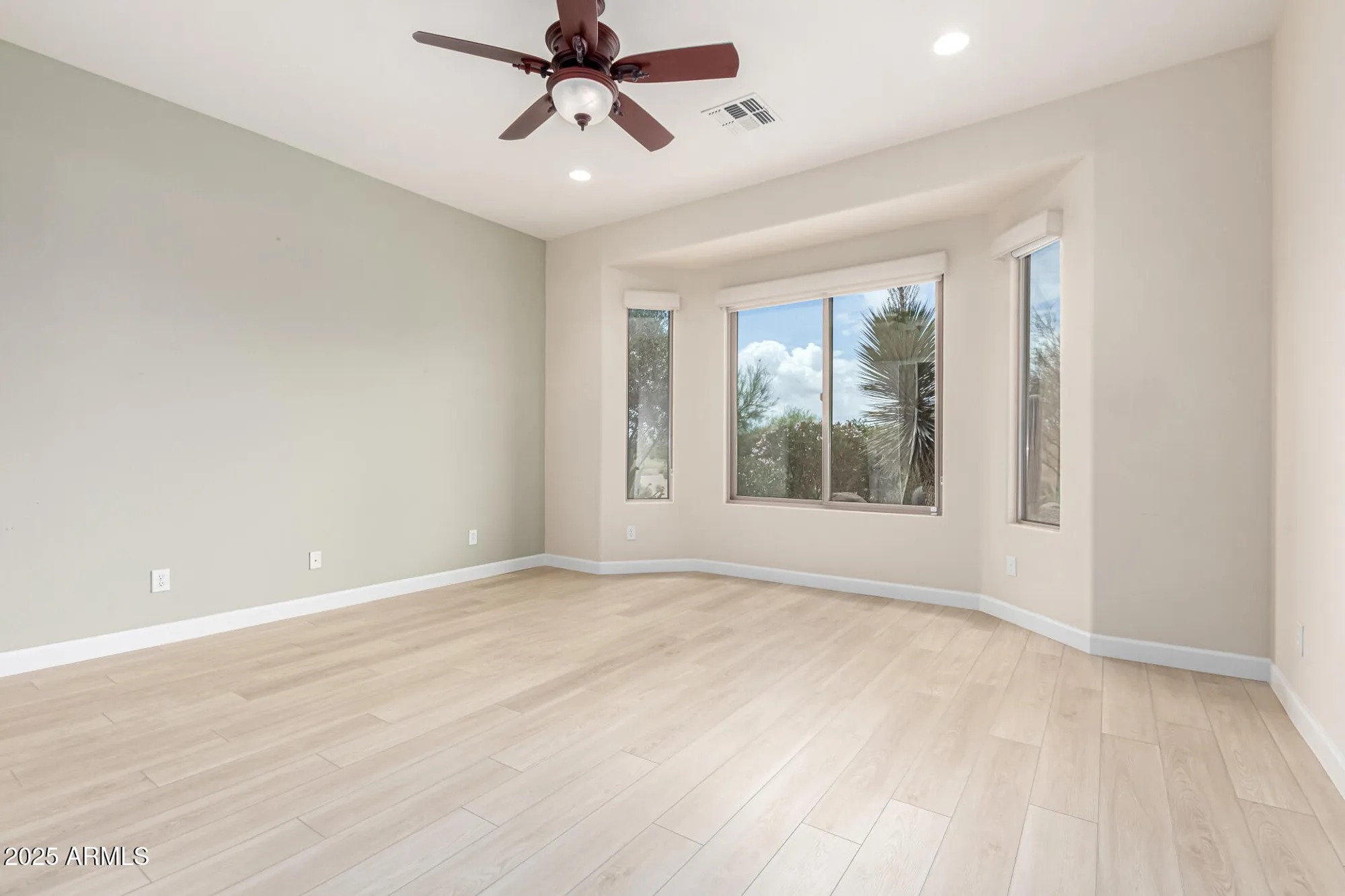 Property Slideshow image 12 of 71 | 20642 n 268th dr, Buckeye, AZ, 85396