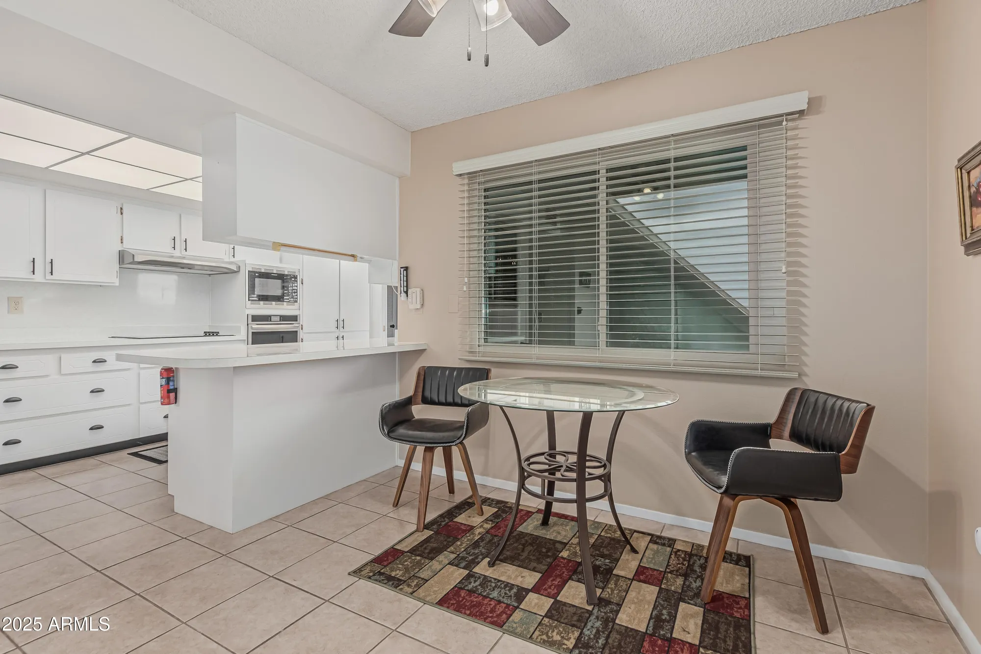 Property Slideshow image 7 of 21 | 9606 w long hills dr, Sun City, AZ, 85351