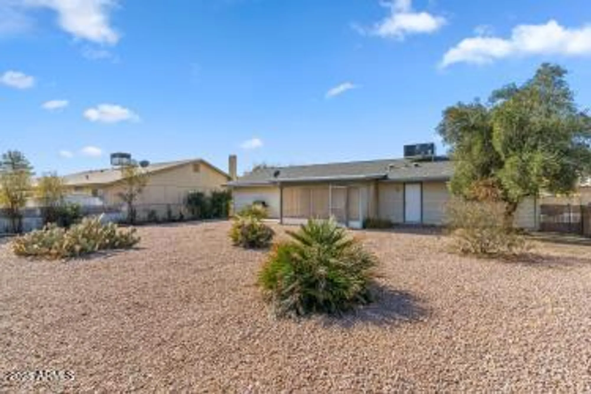 Property Slideshow image 22 of 30 | 11643 s iroquois dr, Phoenix, AZ, 85044