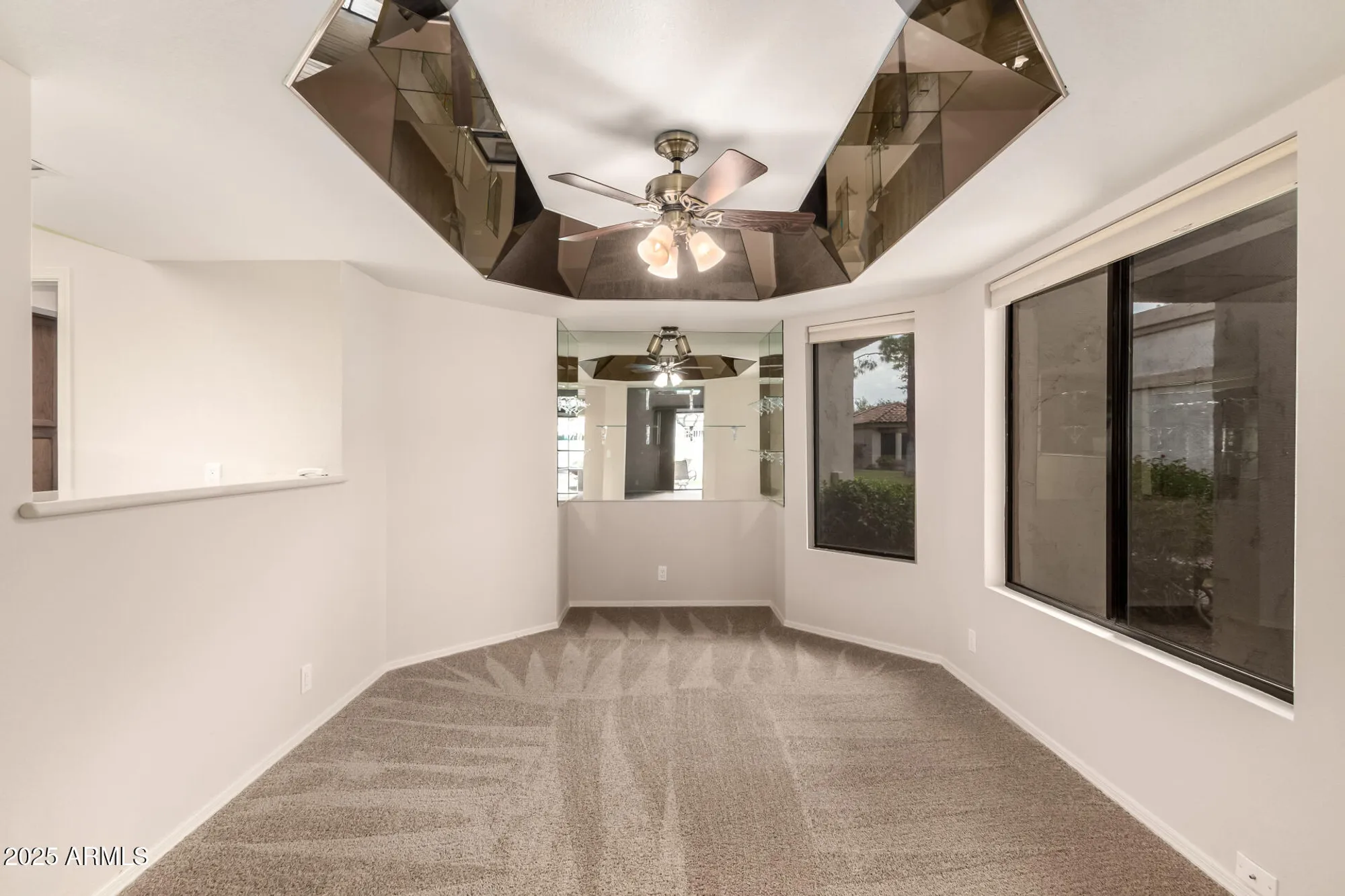 Property Slideshow image 10 of 30 | 9120 w wescott dr, Peoria, AZ, 85382