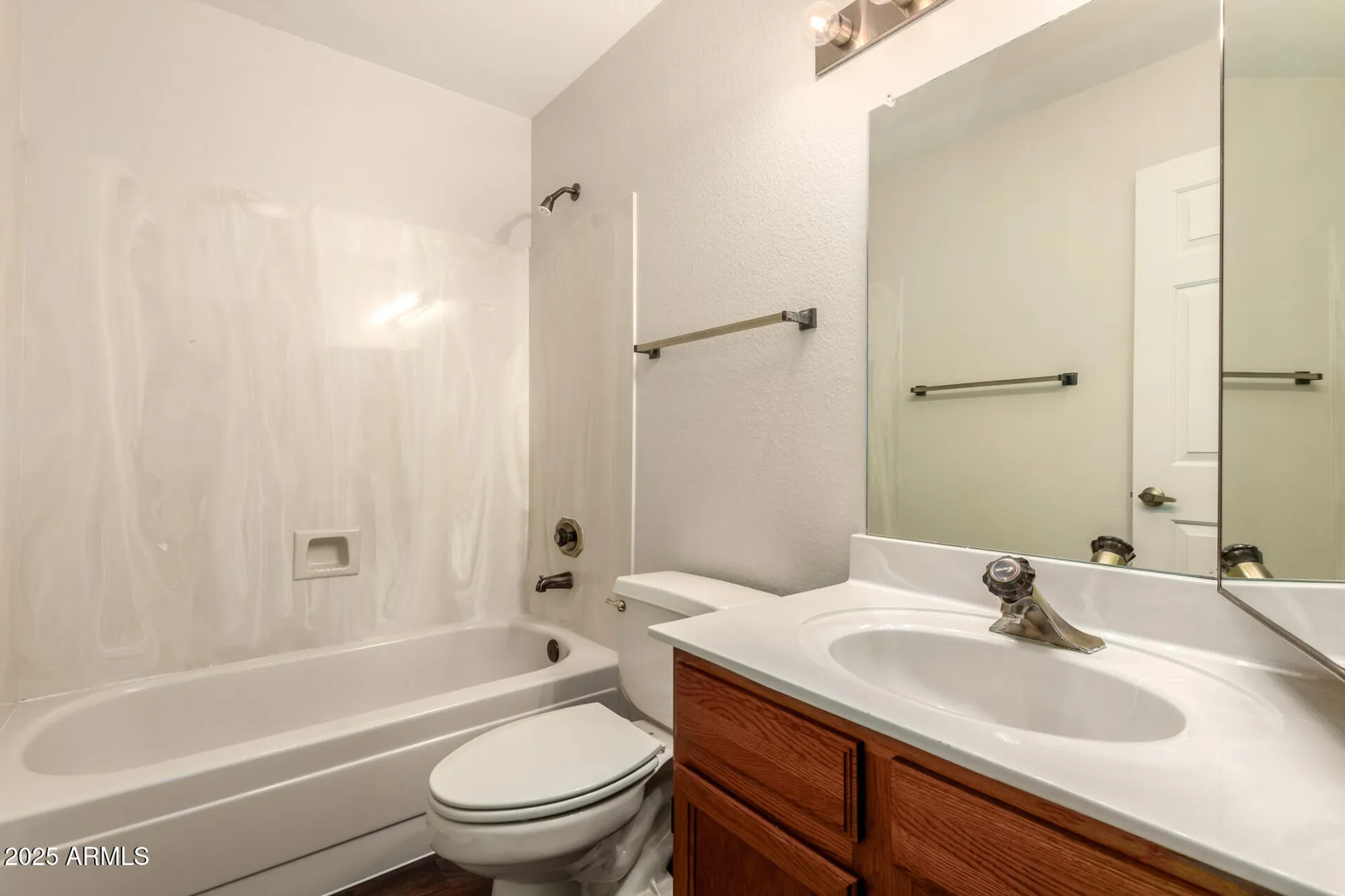 Property Slideshow image 23 of 30 | 9120 w wescott dr, Peoria, AZ, 85382