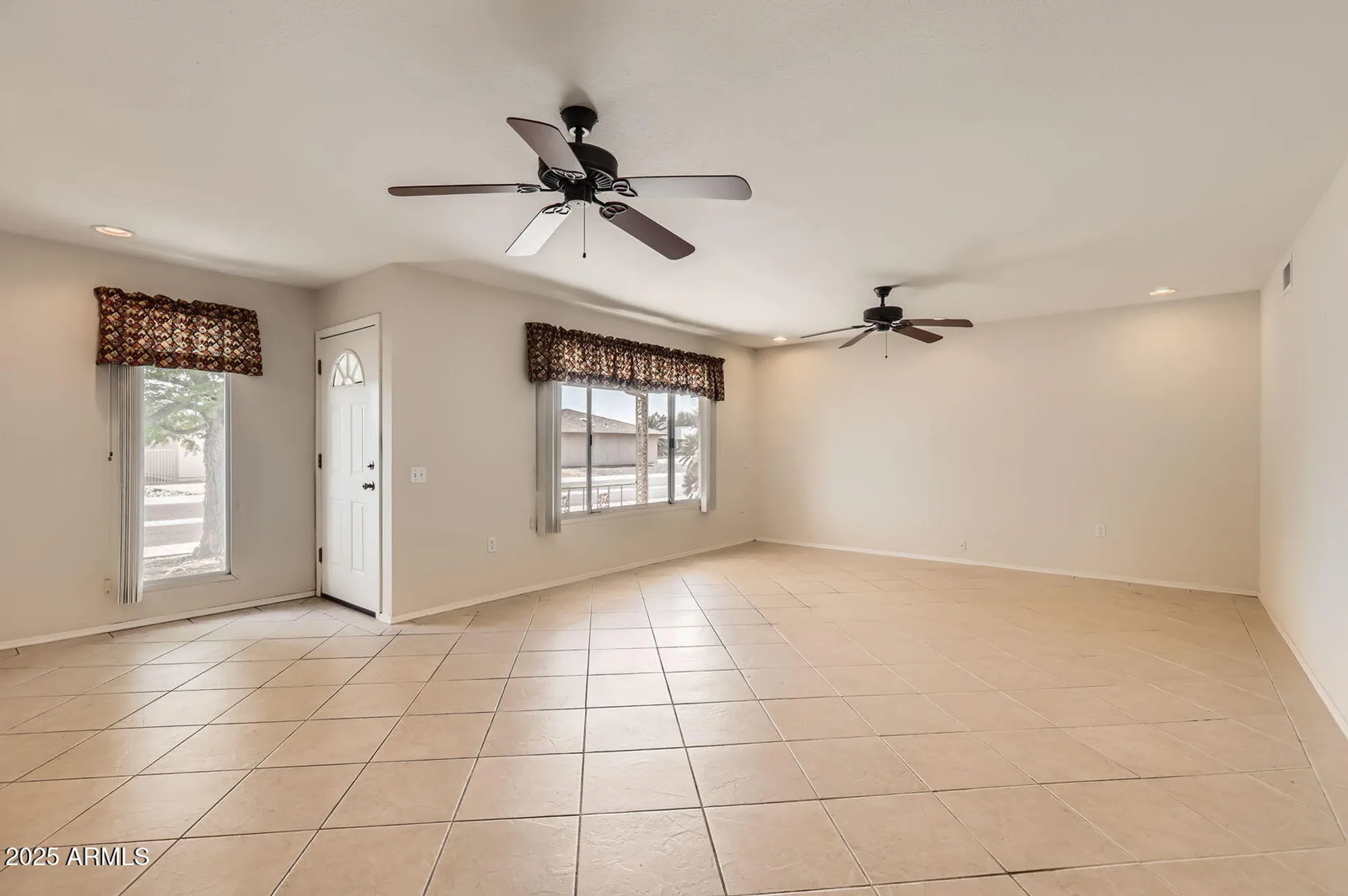 Property Slideshow image 5 of 28 | 9706 w granada dr, Sun City, AZ, 85373