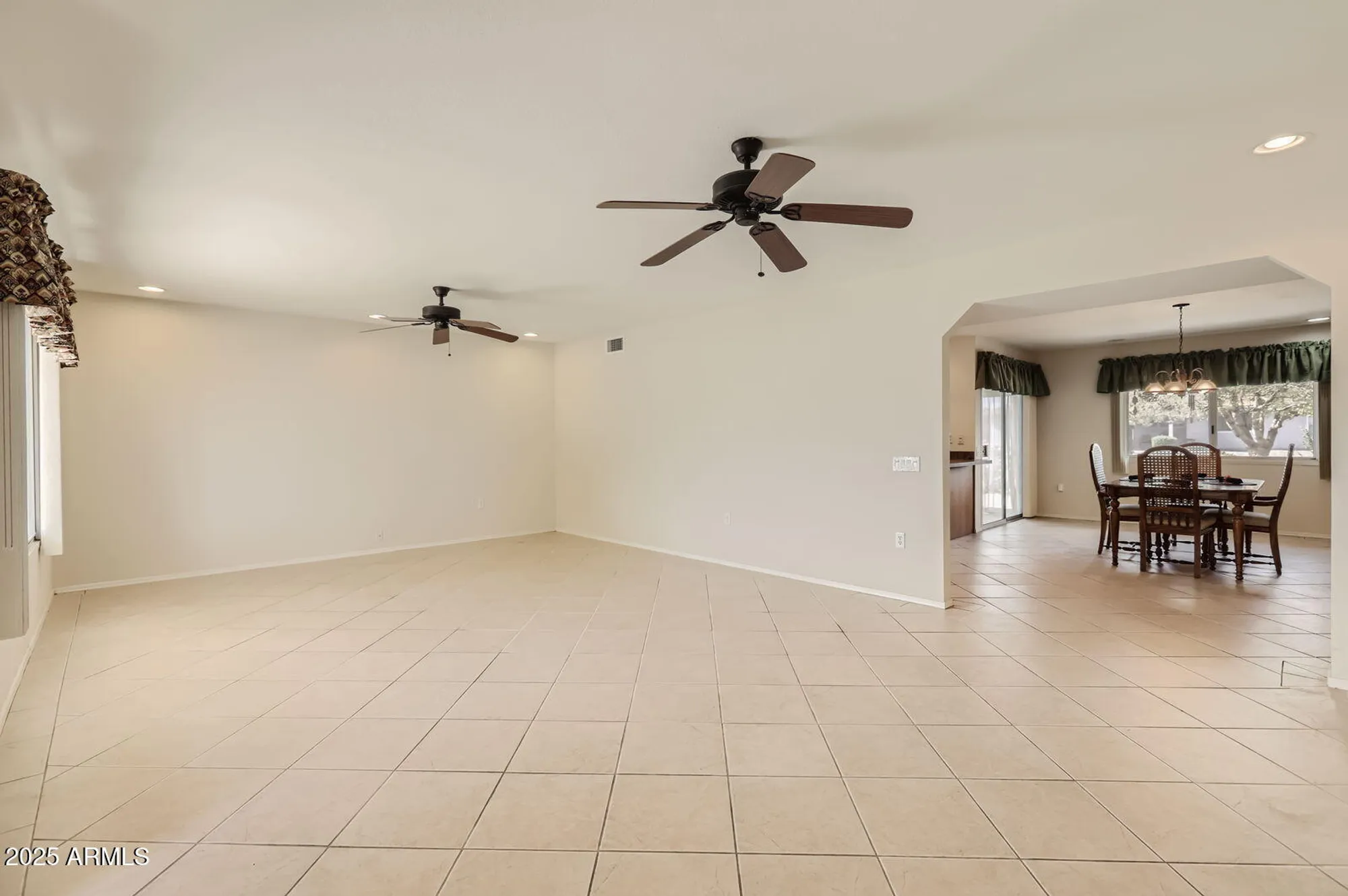 Property Slideshow image 7 of 28 | 9706 w granada dr, Sun City, AZ, 85373