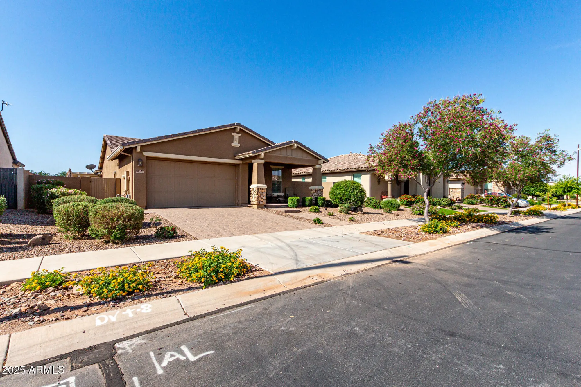 Property Slideshow image 2 of 22 | 10307 e tiburon ave, Mesa, AZ, 85212