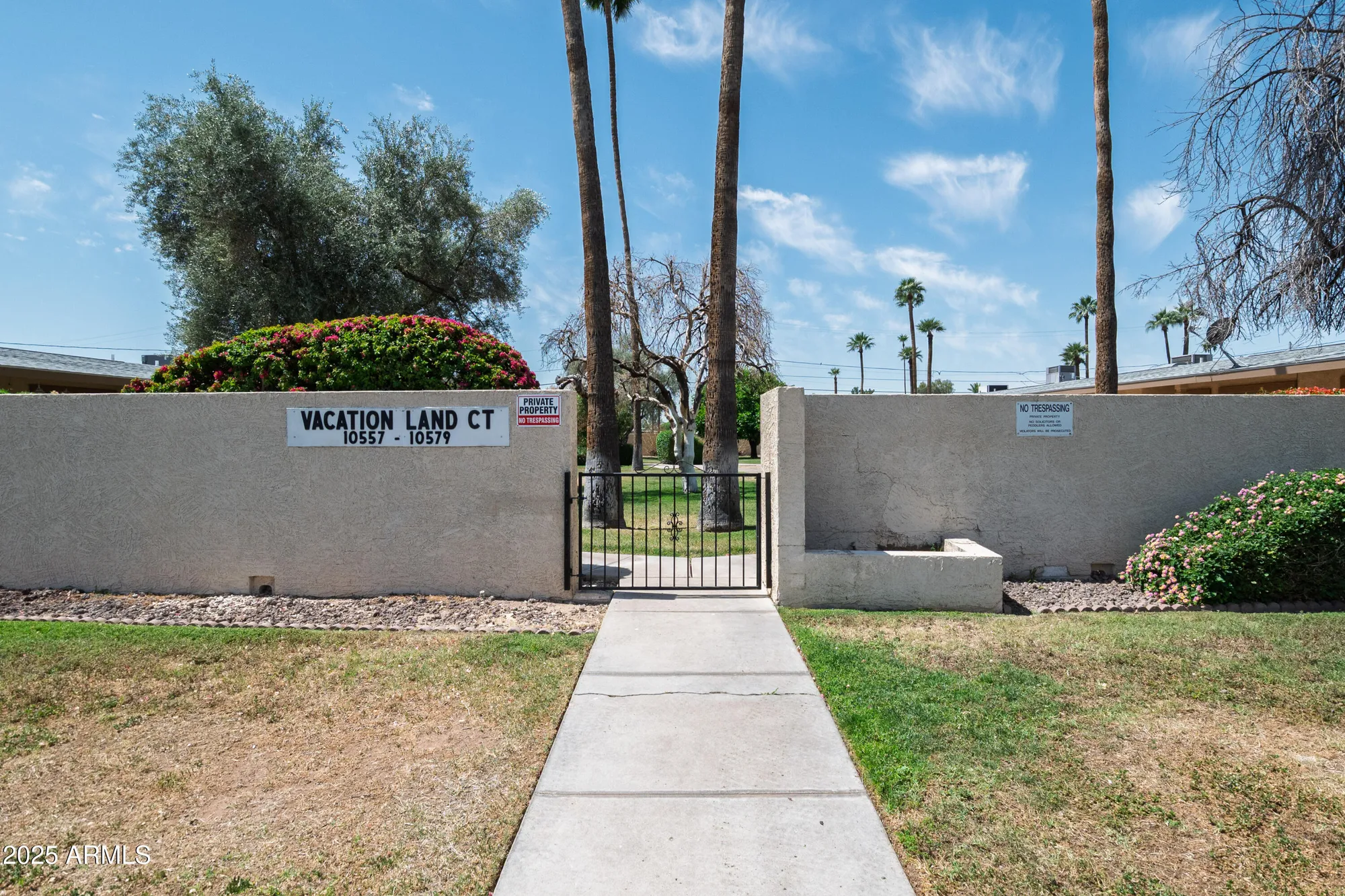 Property Slideshow image 2 of 16 | 10559 w coggins dr, Sun City, AZ, 85351