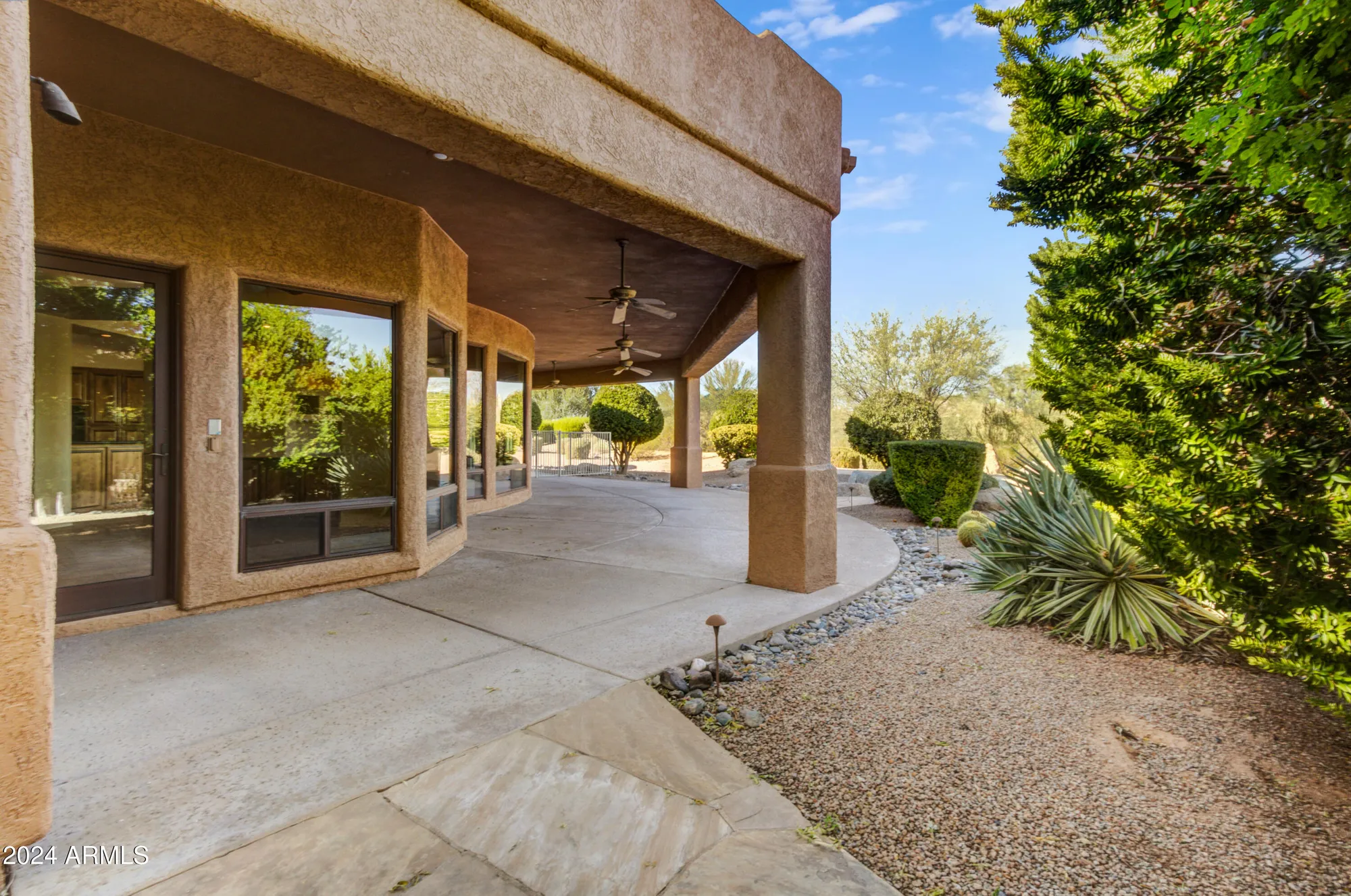 Property Slideshow image 21 of 33 | 19028 e picacho rd, Rio Verde, AZ, 85263