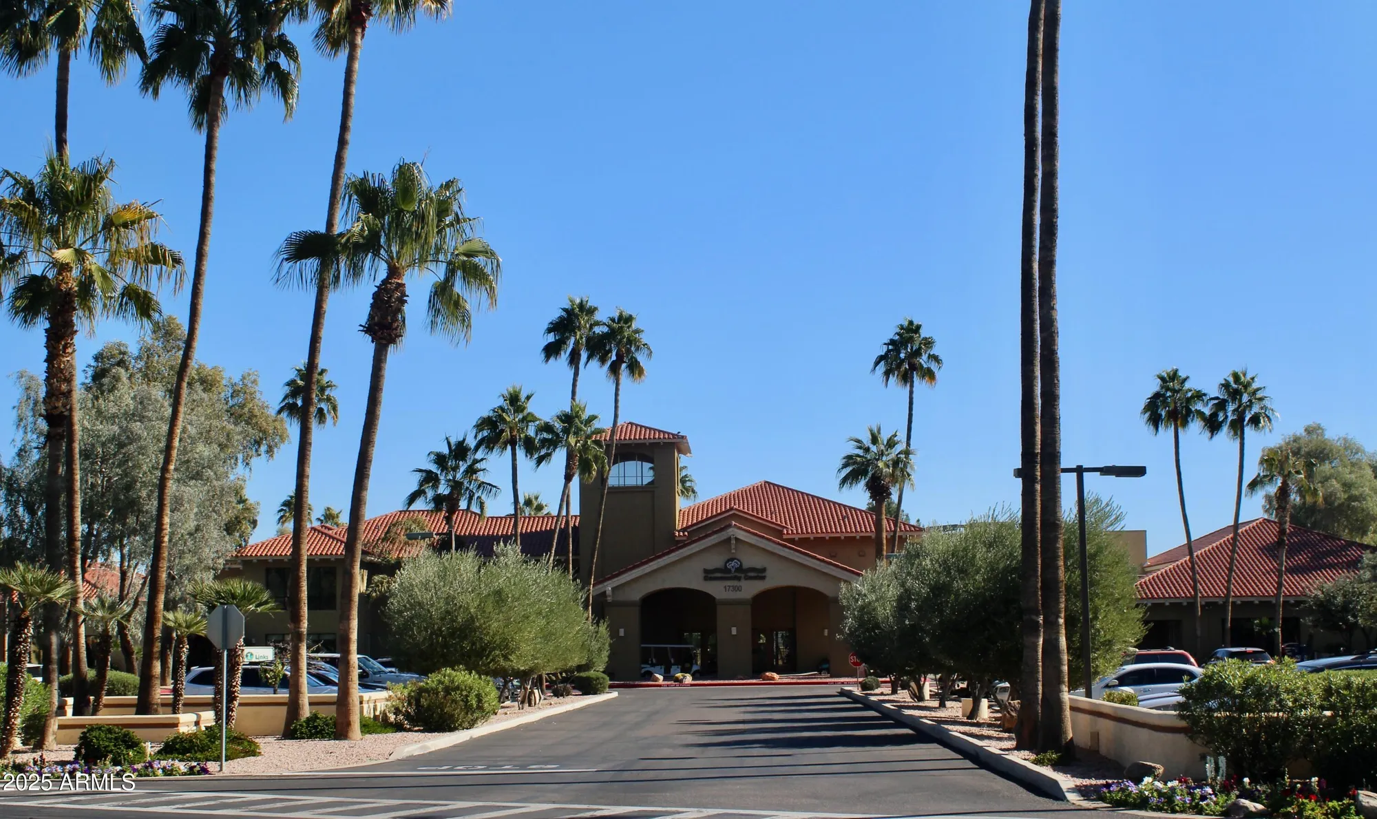 Property Slideshow image 13 of 24 | 17224 n zuni trl, Surprise, AZ, 85374