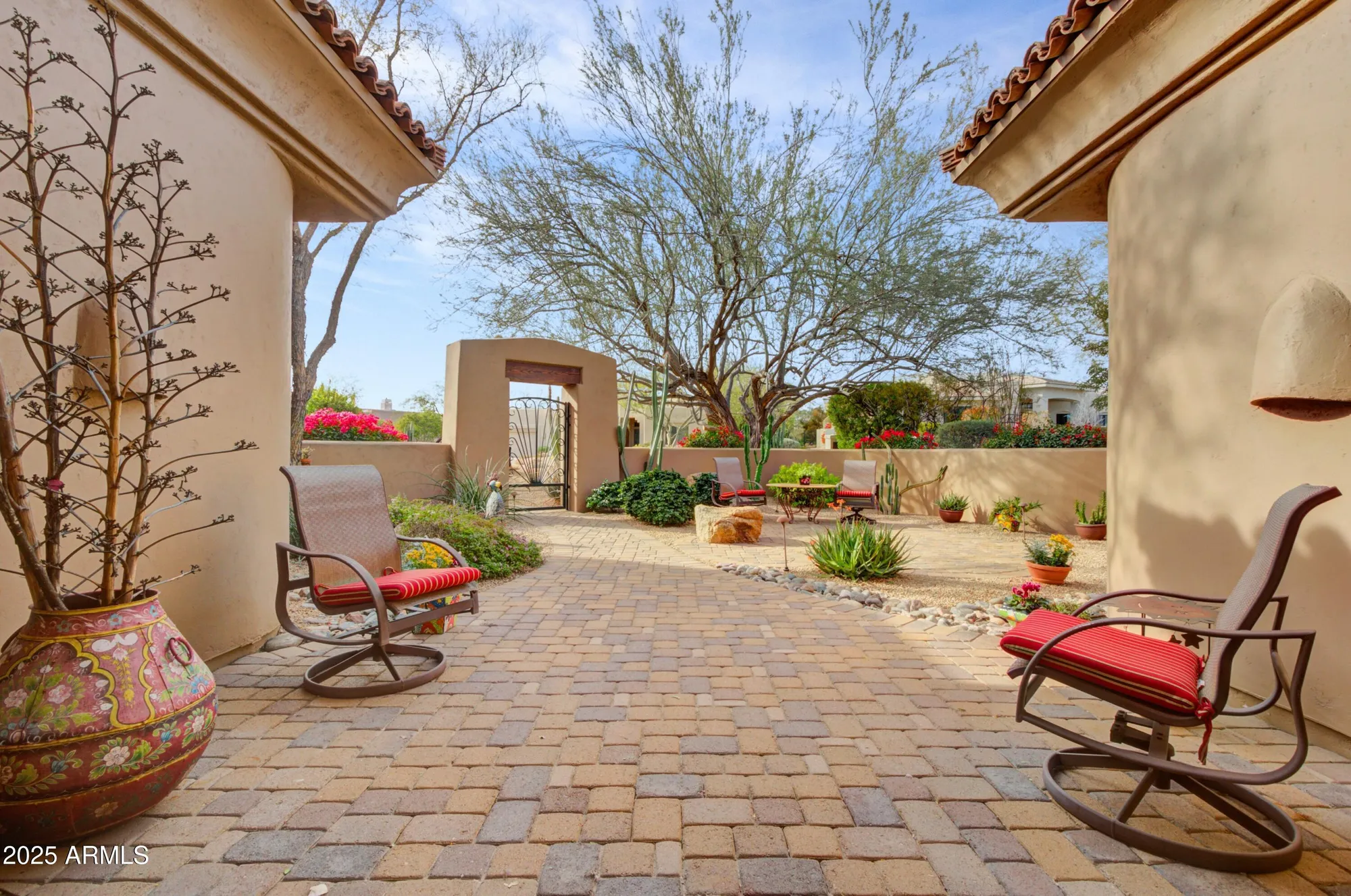 Property Slideshow image 5 of 33 | 28013 n desierto dr, Rio Verde, AZ, 85263