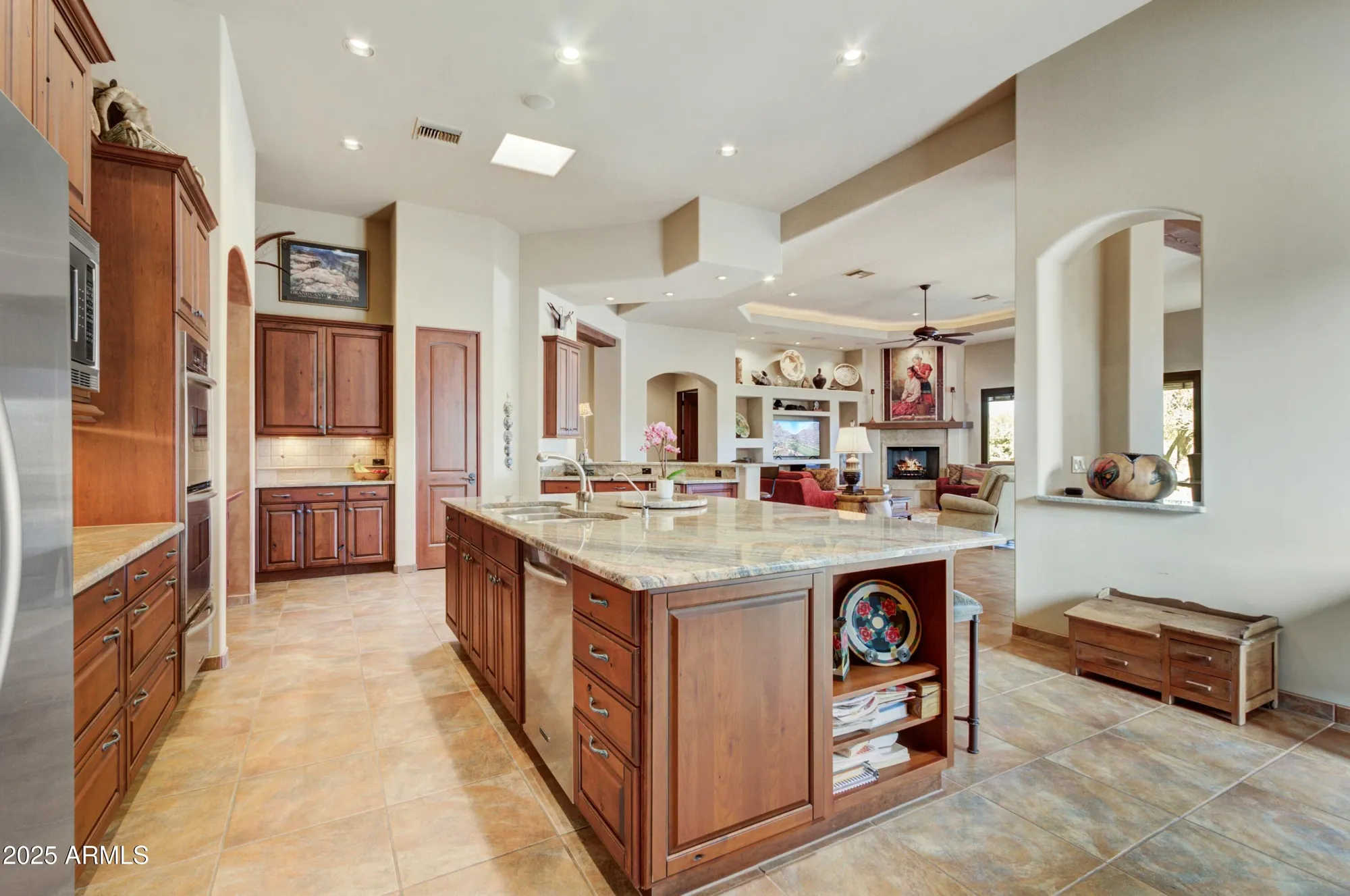 Property Slideshow image 10 of 33 | 28013 n desierto dr, Rio Verde, AZ, 85263