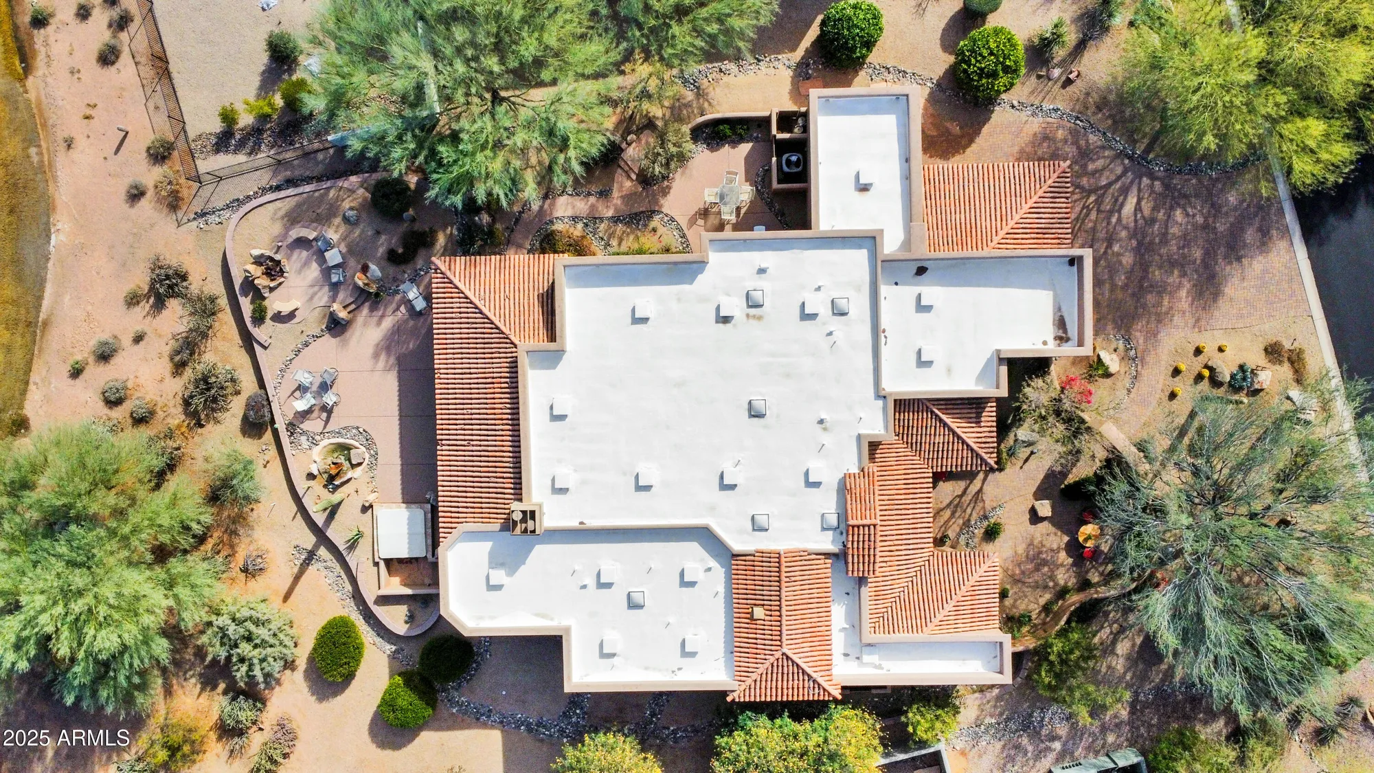 Property Slideshow image 28 of 33 | 28013 n desierto dr, Rio Verde, AZ, 85263