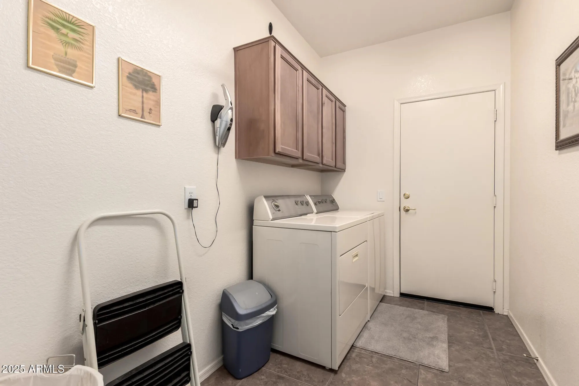 Property Slideshow image 24 of 27 | 18077 w sammy way, Surprise, AZ, 85374