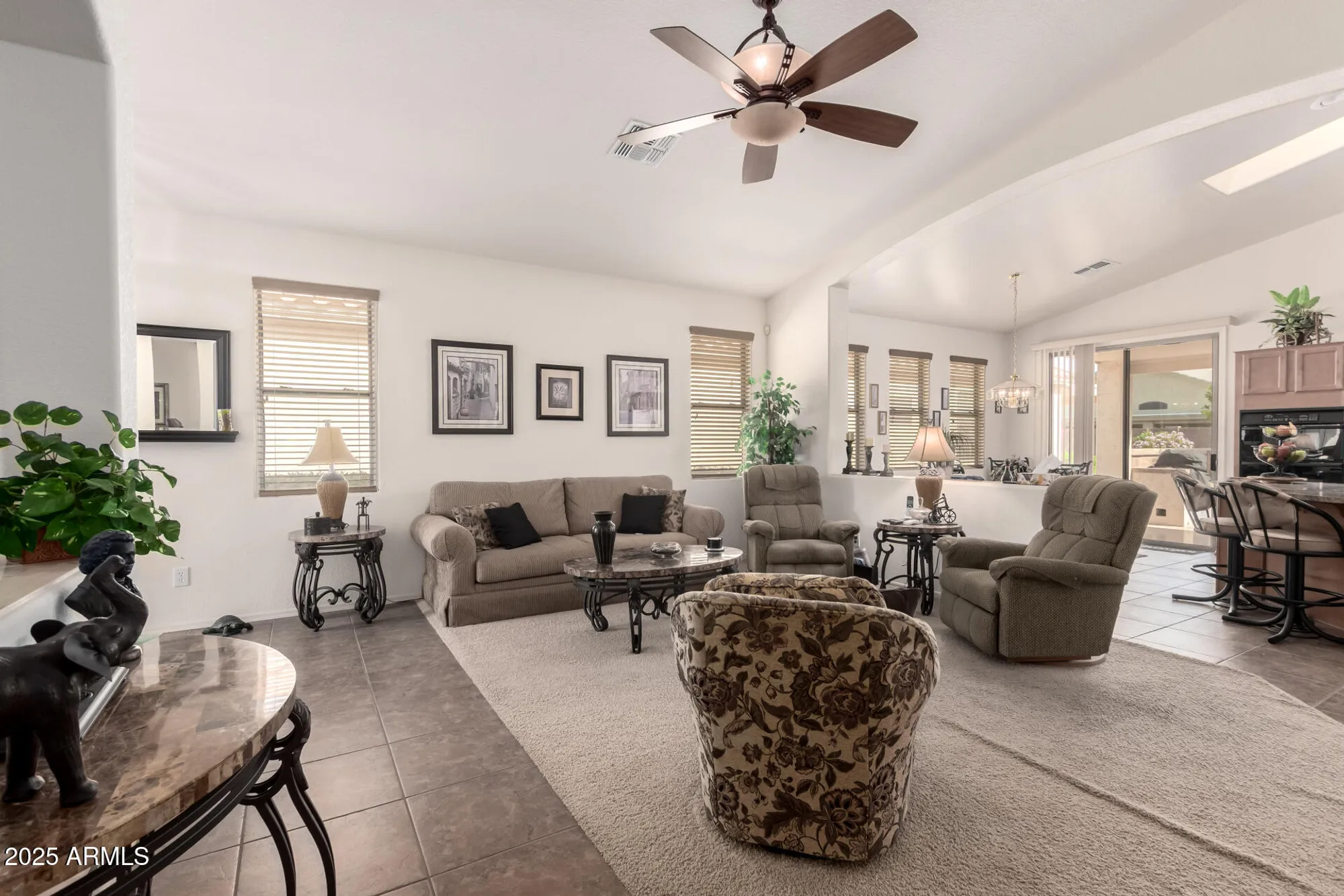 Property Slideshow image 8 of 27 | 18077 w sammy way, Surprise, AZ, 85374