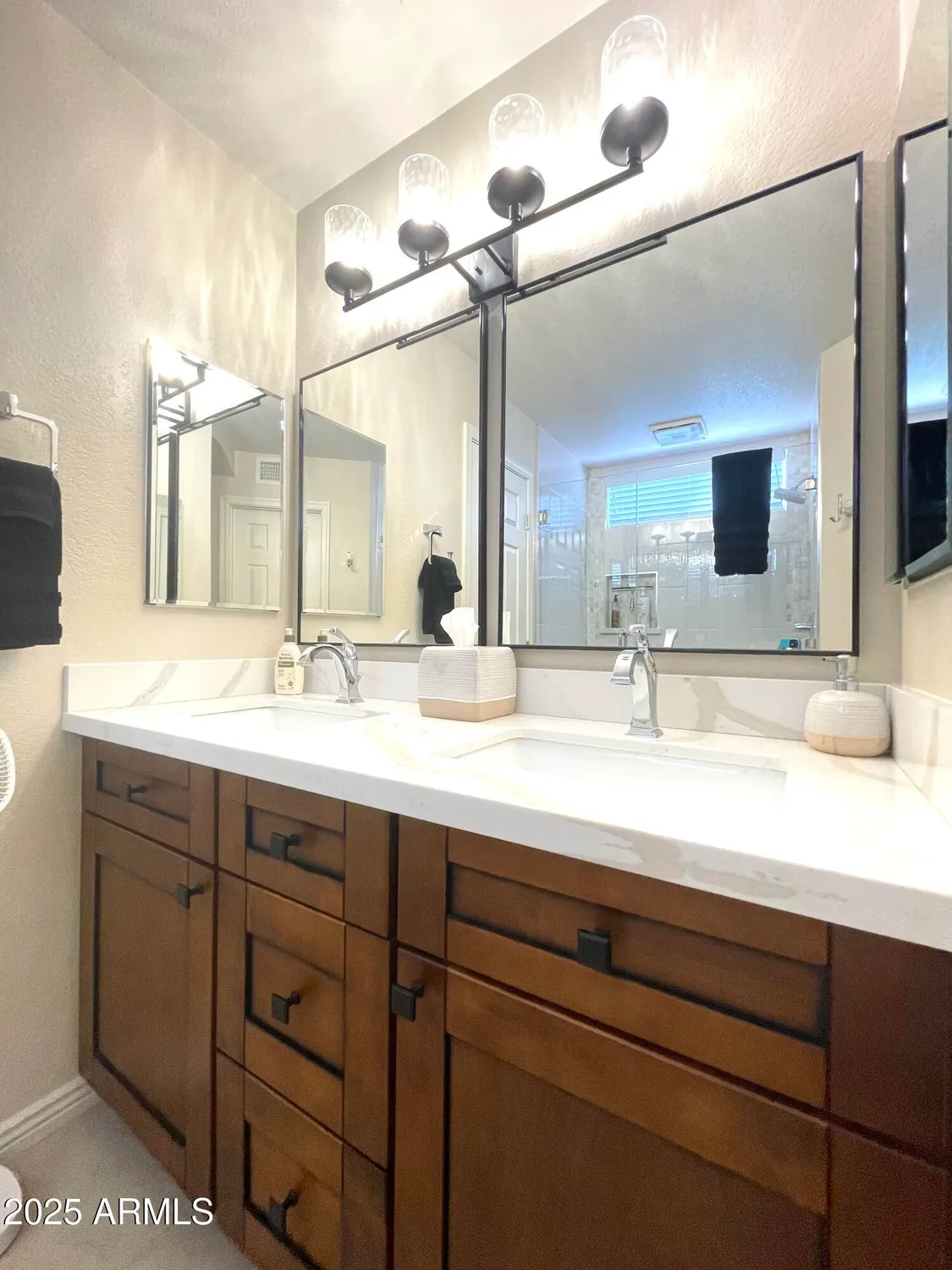 Property Slideshow image 18 of 32 | 9807 w mcrae way, Peoria, AZ, 85382