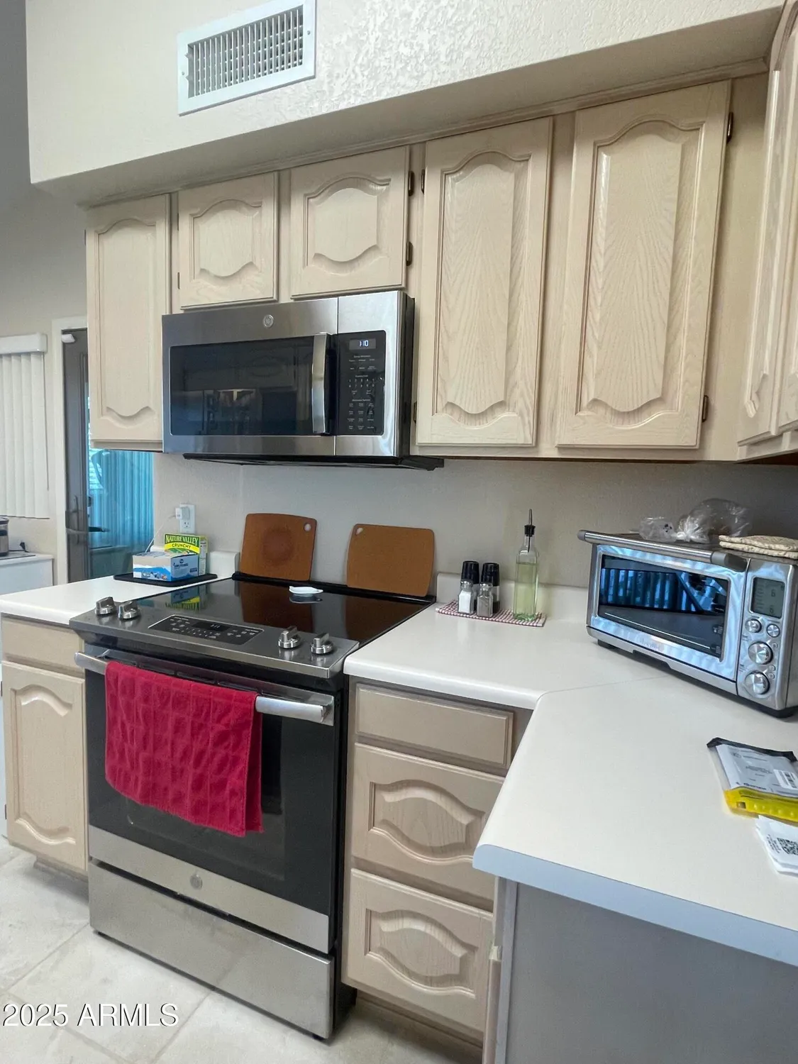 Property Slideshow image 11 of 32 | 9807 w mcrae way, Peoria, AZ, 85382