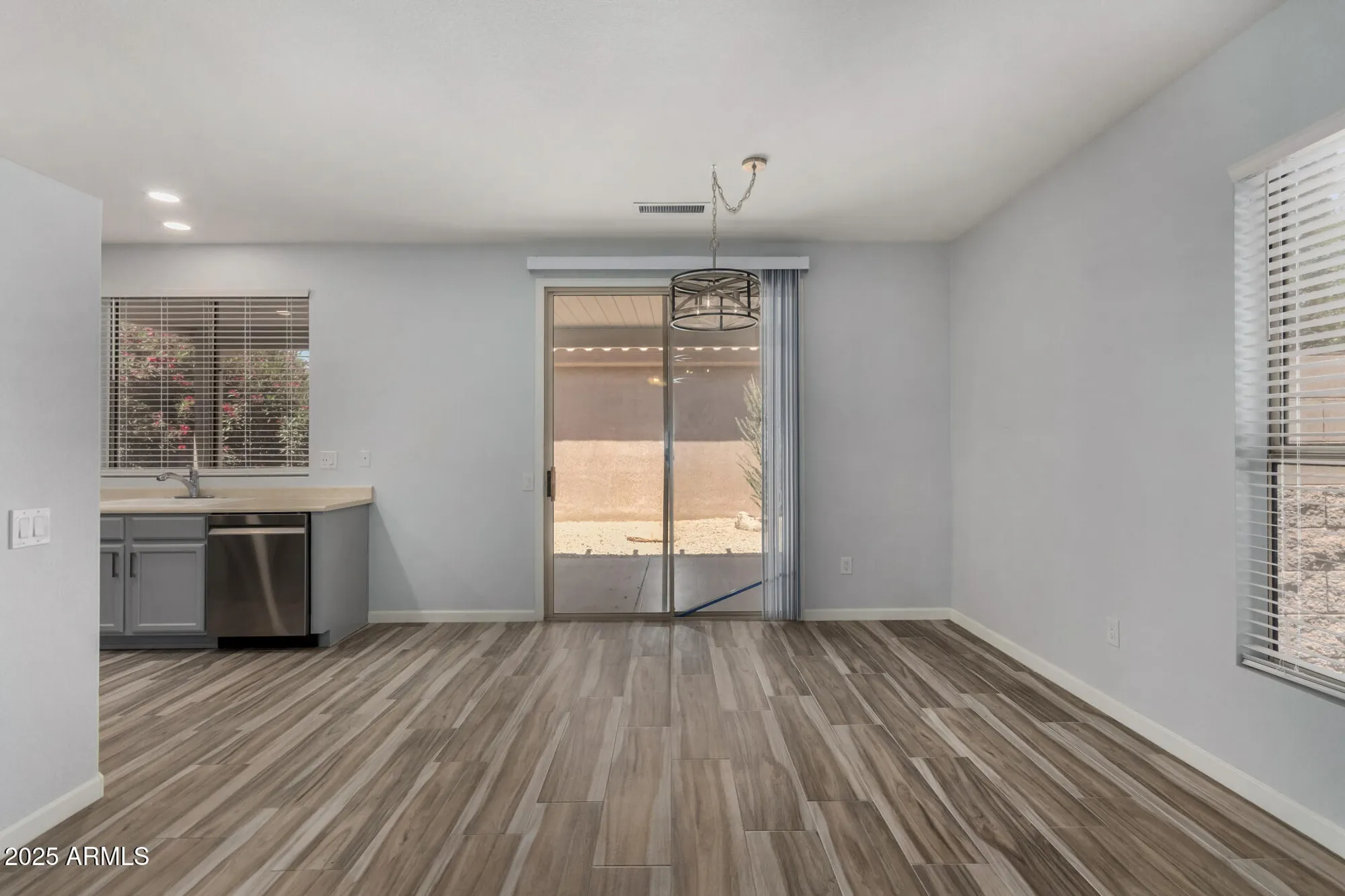Property Slideshow image 13 of 35 | 19963 n window rock dr, Surprise, AZ, 85374