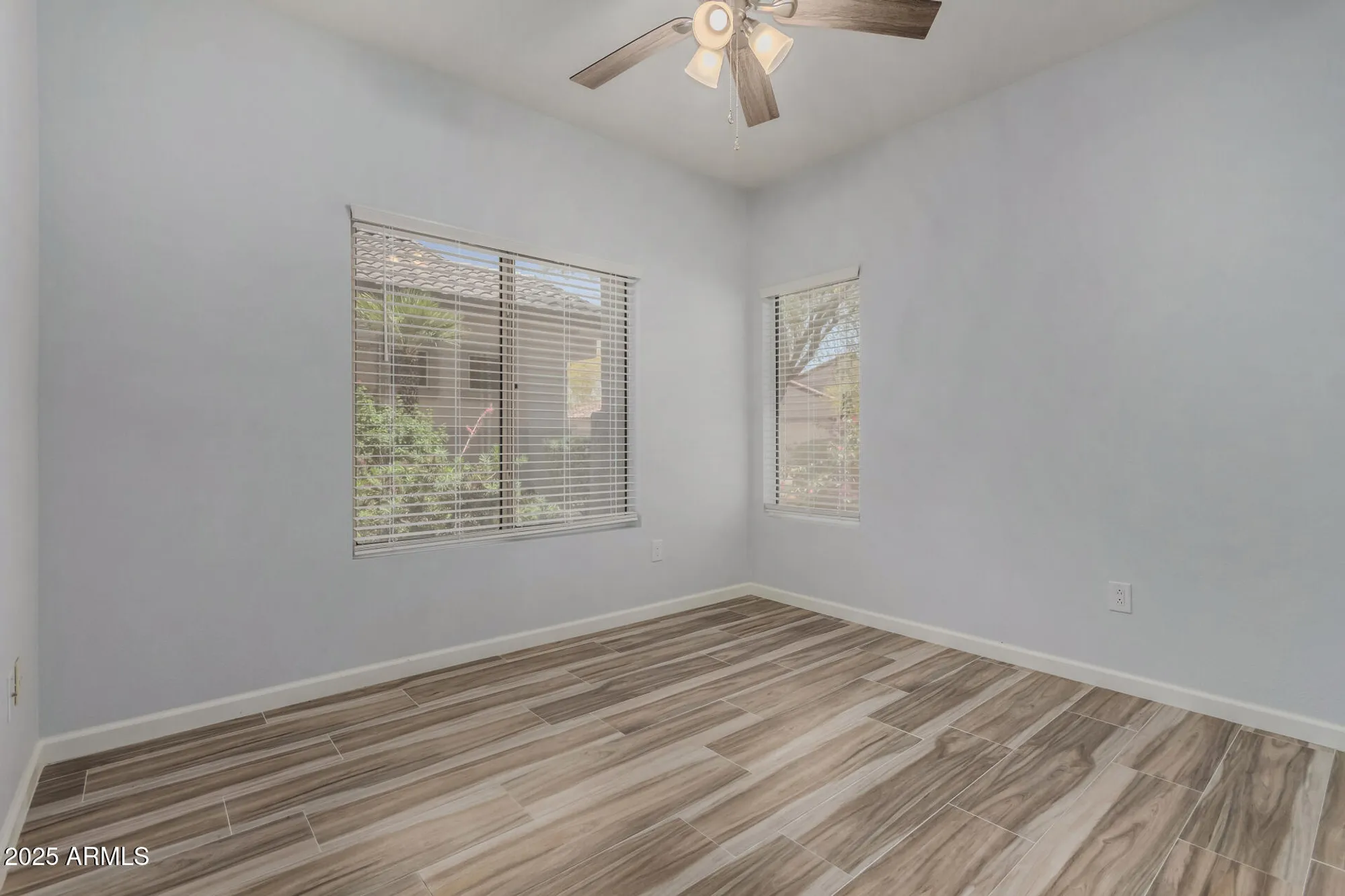 Property Slideshow image 25 of 35 | 19963 n window rock dr, Surprise, AZ, 85374