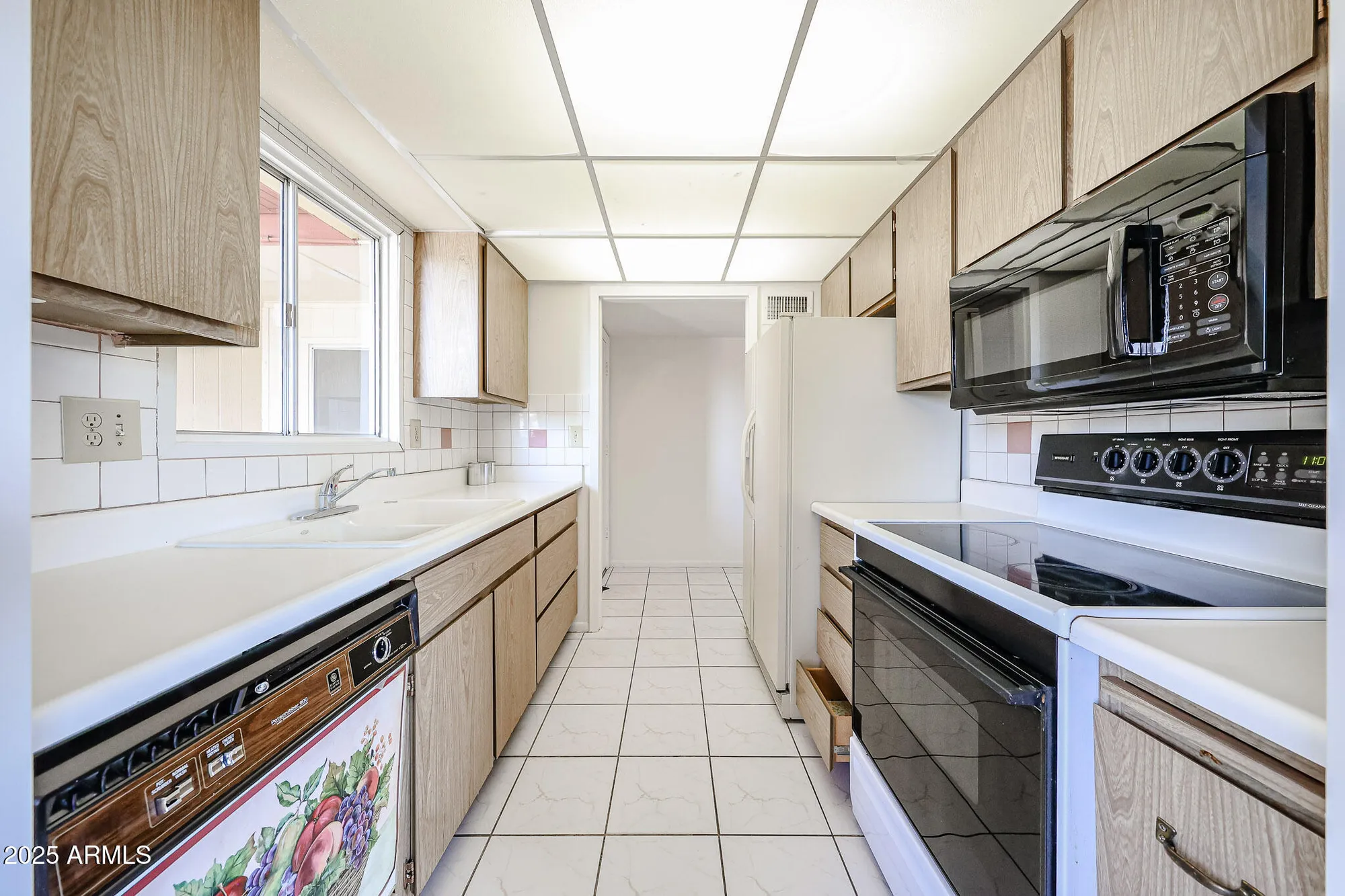 Property Slideshow image 11 of 27 | 13618 n 98th ave c, Sun City, AZ, 85351