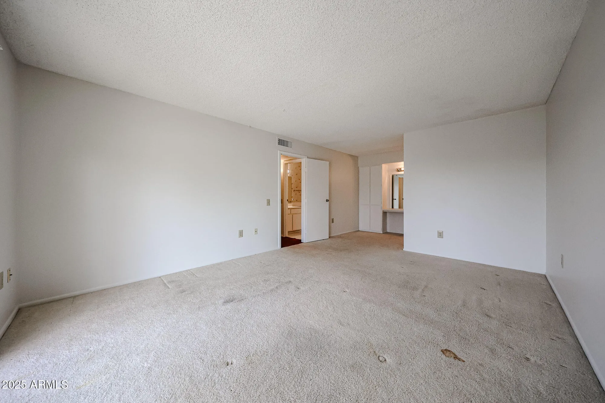 Property Slideshow image 21 of 27 | 13618 n 98th ave c, Sun City, AZ, 85351
