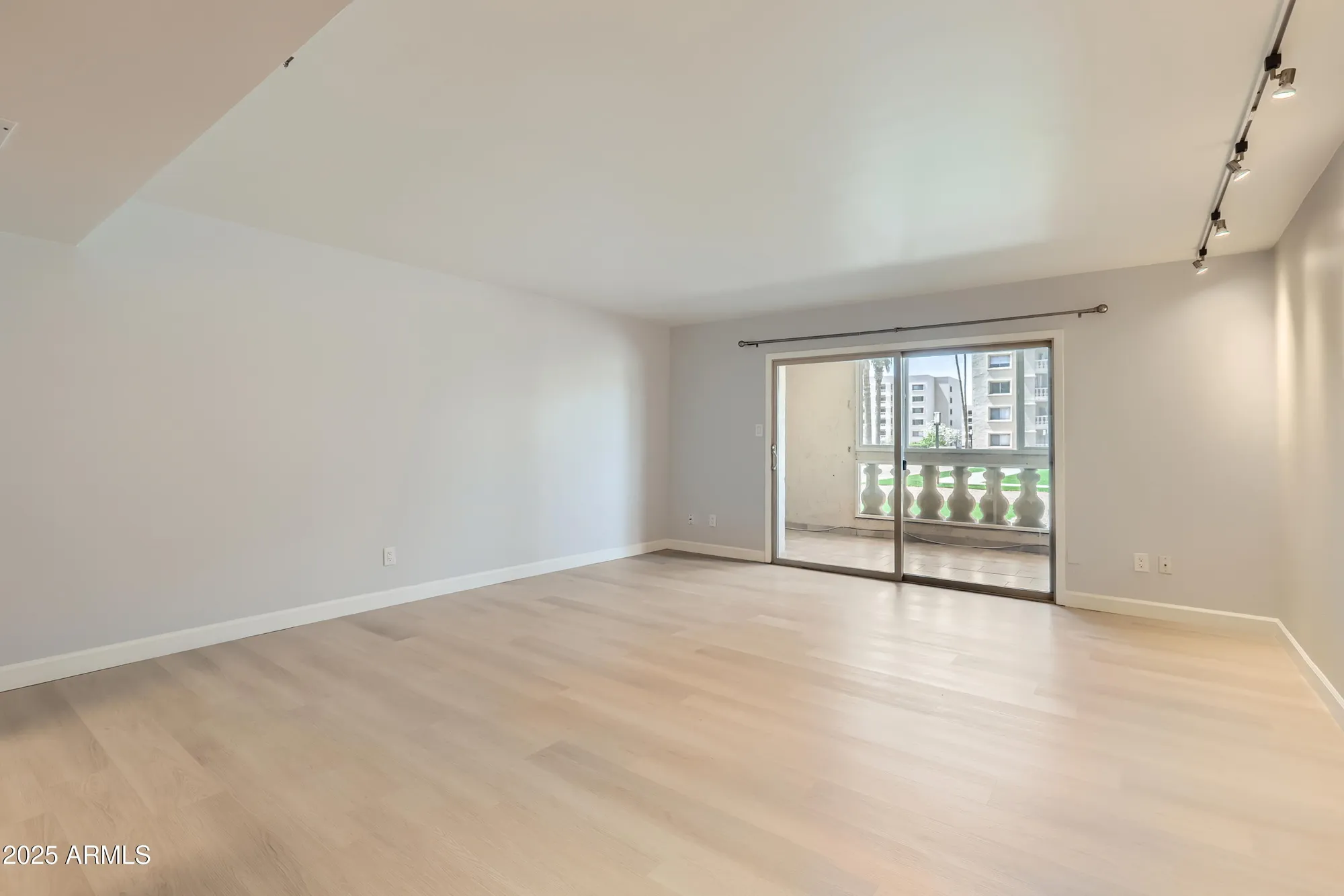 Property Slideshow image 6 of 31 | 7970 e camelback rd unit 110, Scottsdale, AZ, 85251