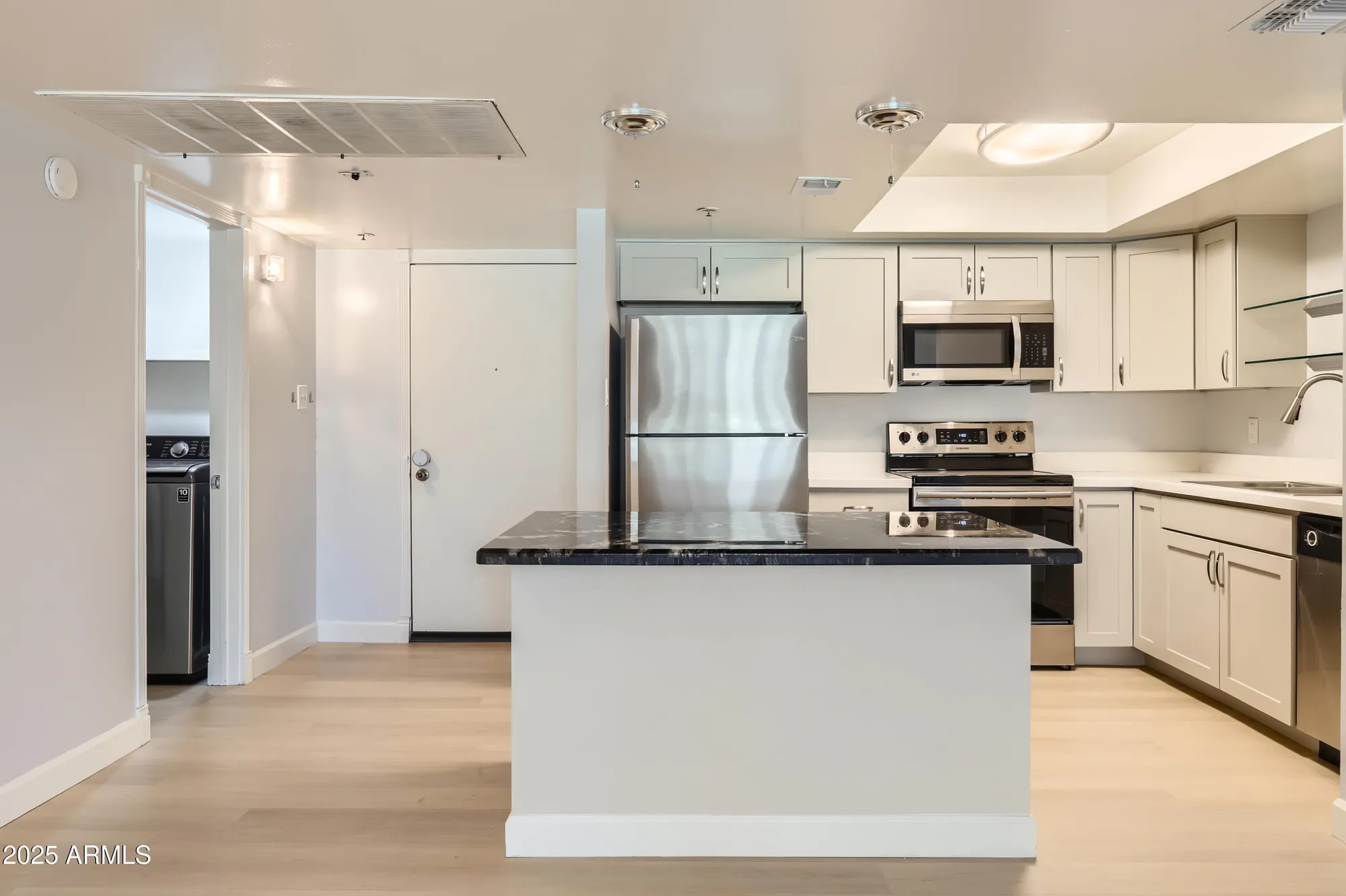 Property Slideshow image 4 of 31 | 7970 e camelback rd unit 110, Scottsdale, AZ, 85251