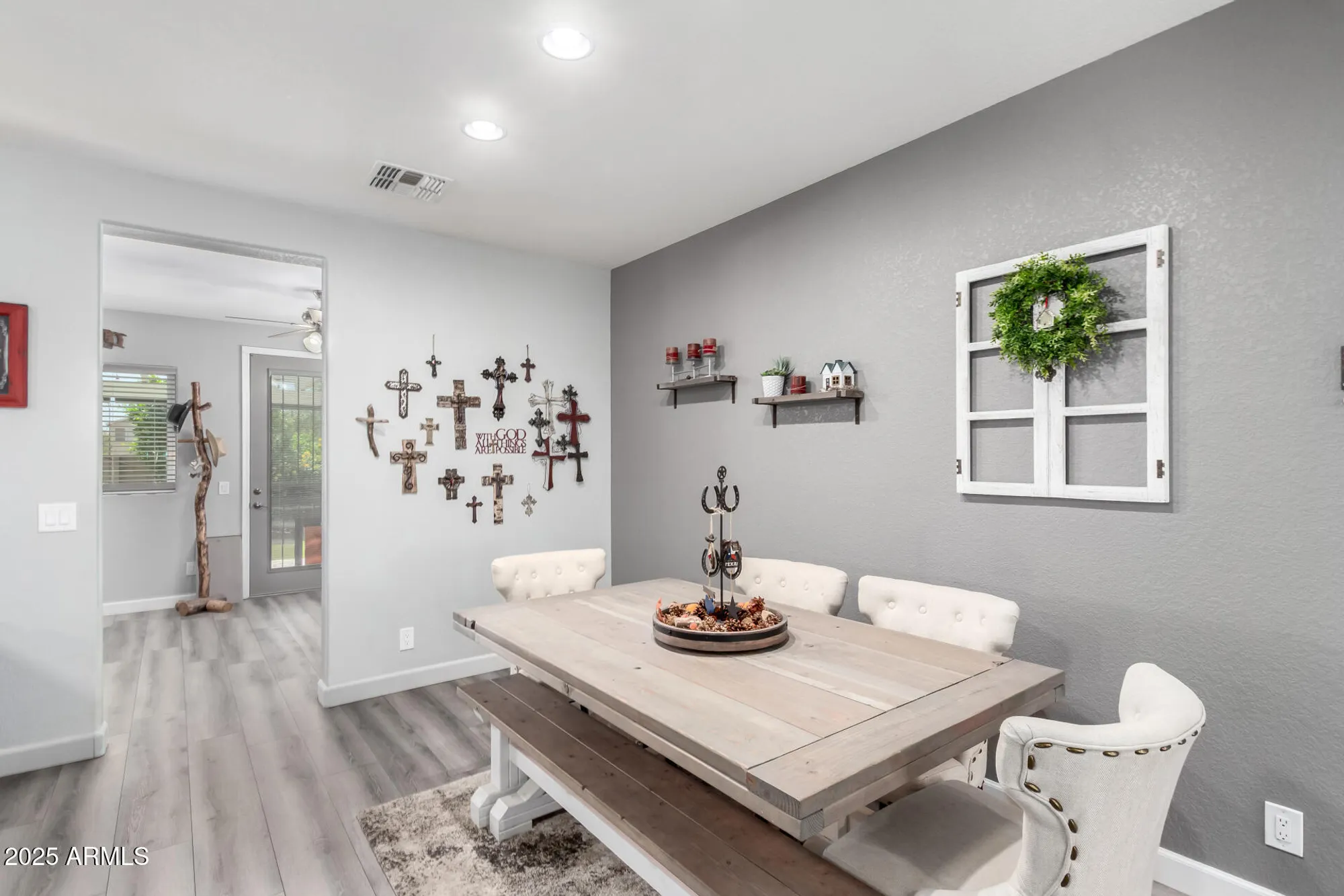 Property Slideshow image 11 of 65 | 2910 s olivewood, Mesa, AZ, 85212