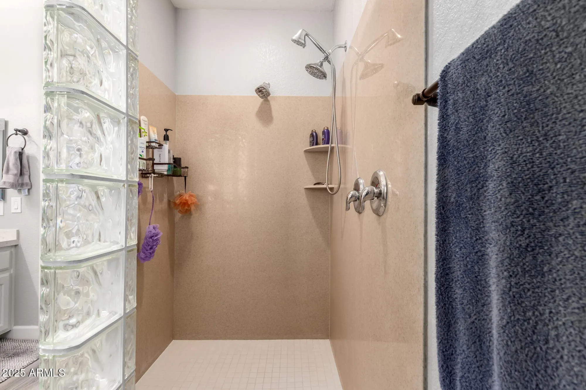 Property Slideshow image 22 of 65 | 2910 s olivewood, Mesa, AZ, 85212