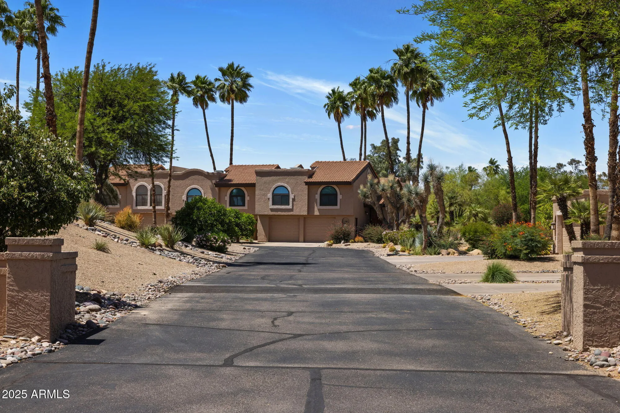 Property Slideshow image 20 of 24 | 25609 n forest rd unit 13, Rio Verde, AZ, 85263
