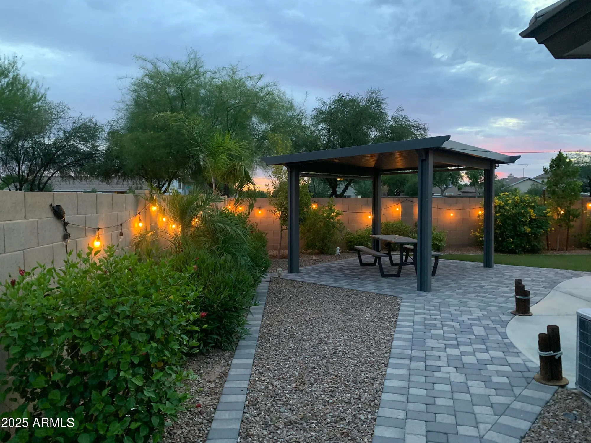 Property Slideshow image 37 of 65 | 2910 s olivewood, Mesa, AZ, 85212