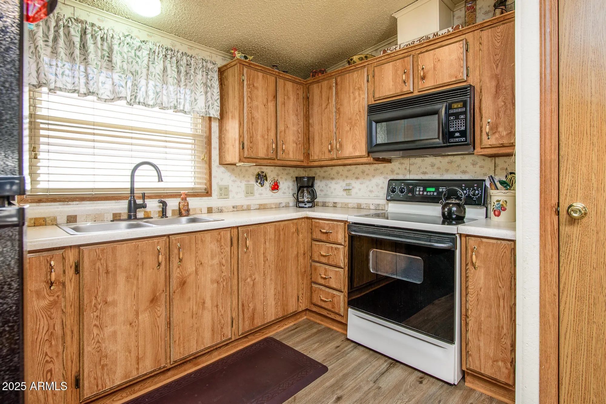 Property Slideshow image 9 of 101 | 1640 e augusta ave, Chandler, AZ, 85249