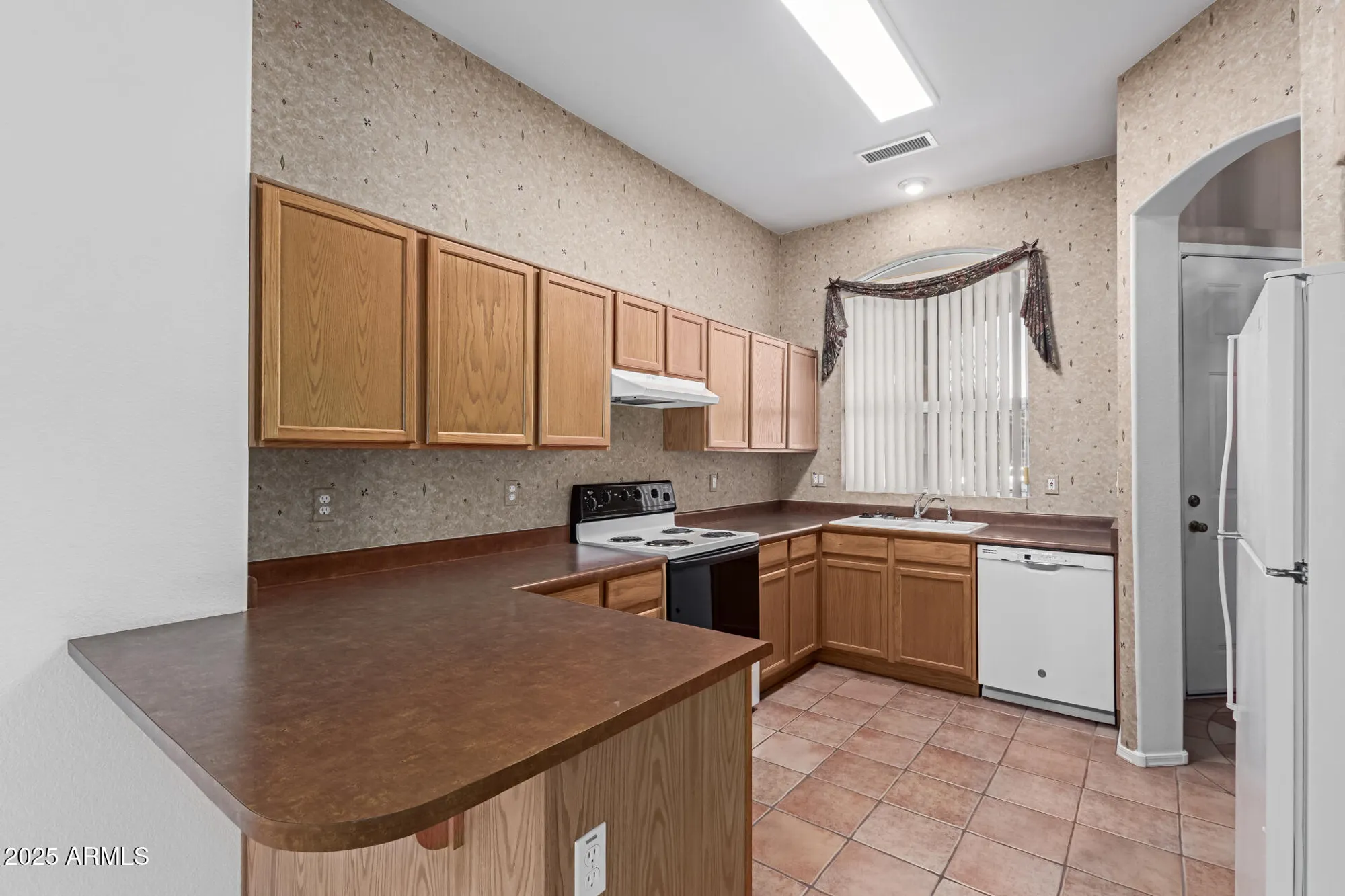 Property Slideshow image 11 of 29 | 9717 w purdue ave, Peoria, AZ, 85345