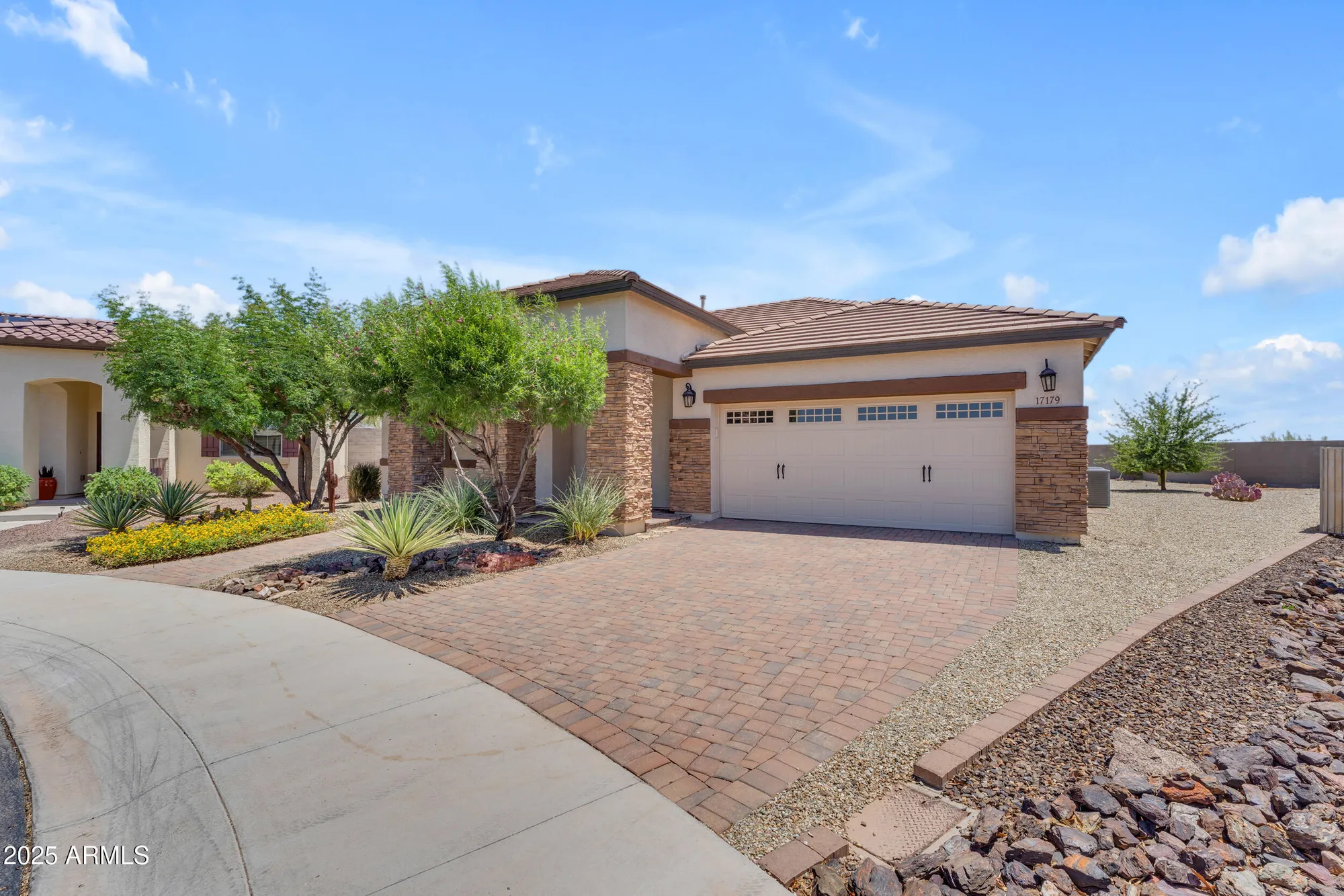 Property Slideshow image 45 of 65 | 17179 s 174th dr, Goodyear, AZ, 85338