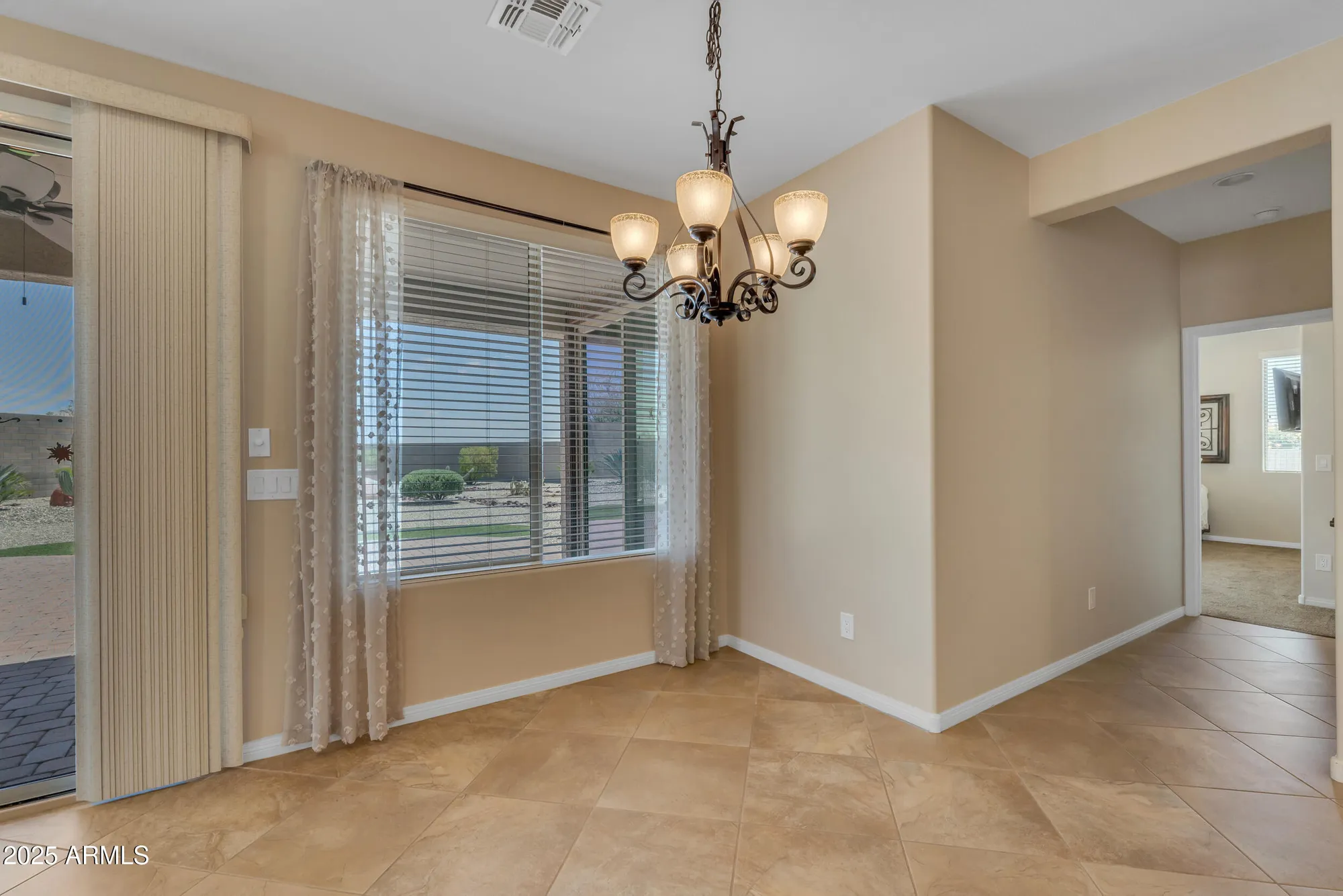 Property Slideshow image 16 of 65 | 17179 s 174th dr, Goodyear, AZ, 85338