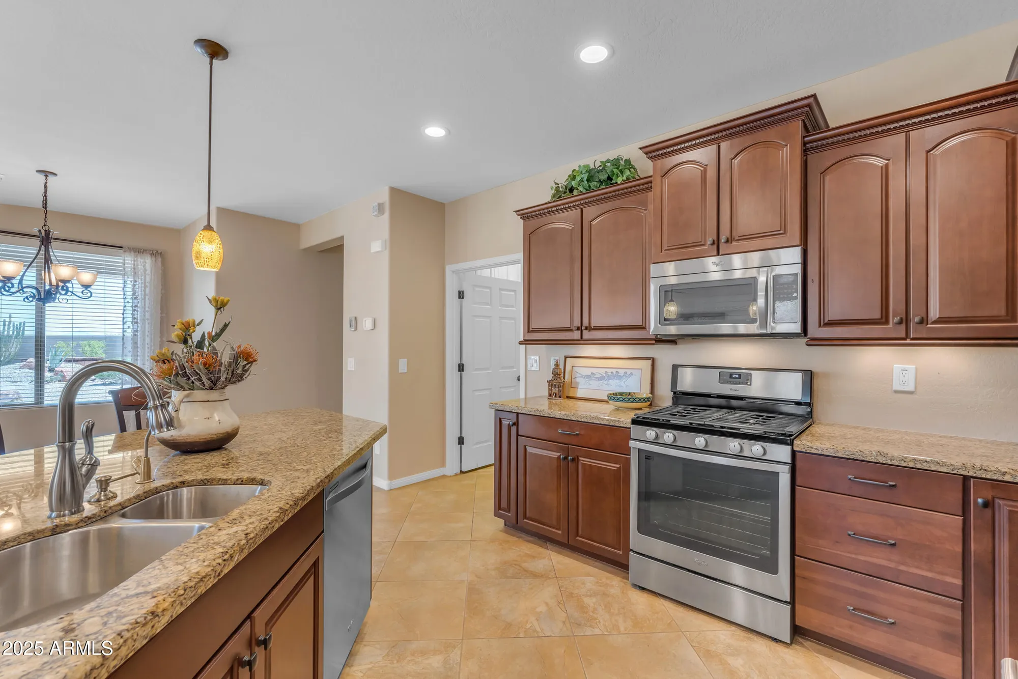 Property Slideshow image 9 of 65 | 17179 s 174th dr, Goodyear, AZ, 85338