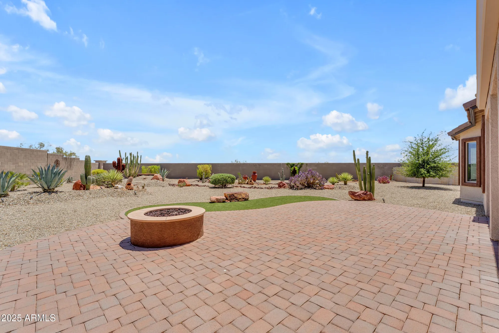 Property Slideshow image 37 of 65 | 17179 s 174th dr, Goodyear, AZ, 85338