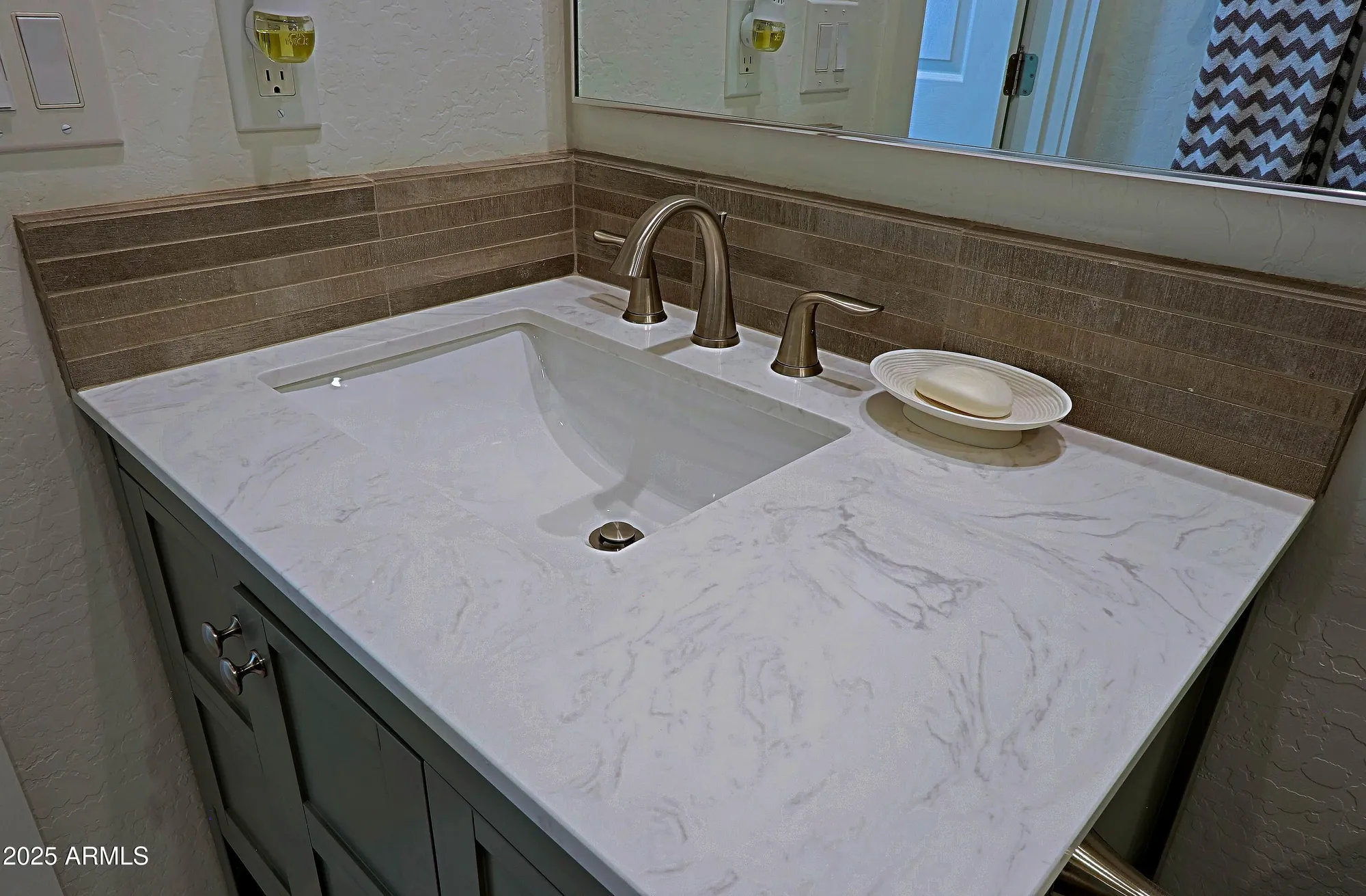 Property Slideshow image 41 of 108 | 6758 e brilliant sky dr, Scottsdale, AZ, 85266