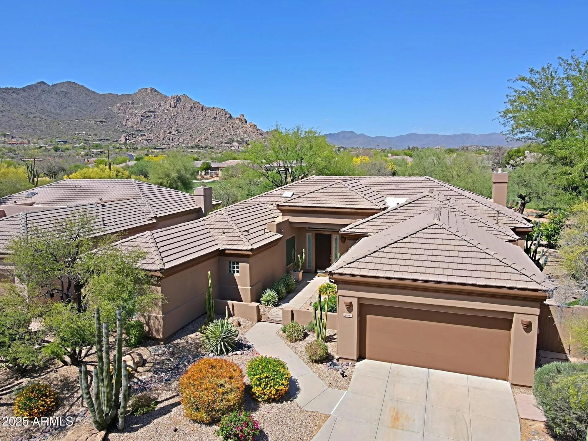 Property Slideshow image 1 of 108 | 6758 e brilliant sky dr, Scottsdale, AZ, 85266