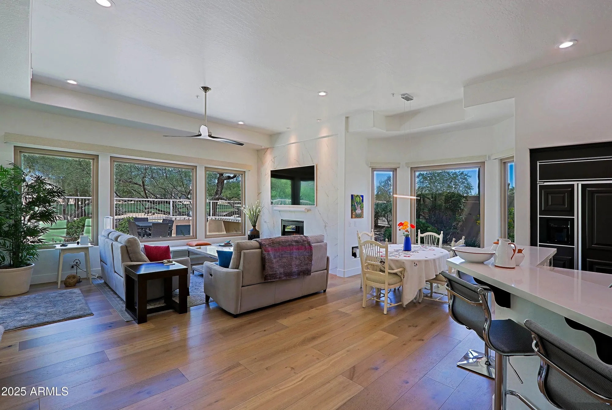 Property Slideshow image 10 of 108 | 6758 e brilliant sky dr, Scottsdale, AZ, 85266