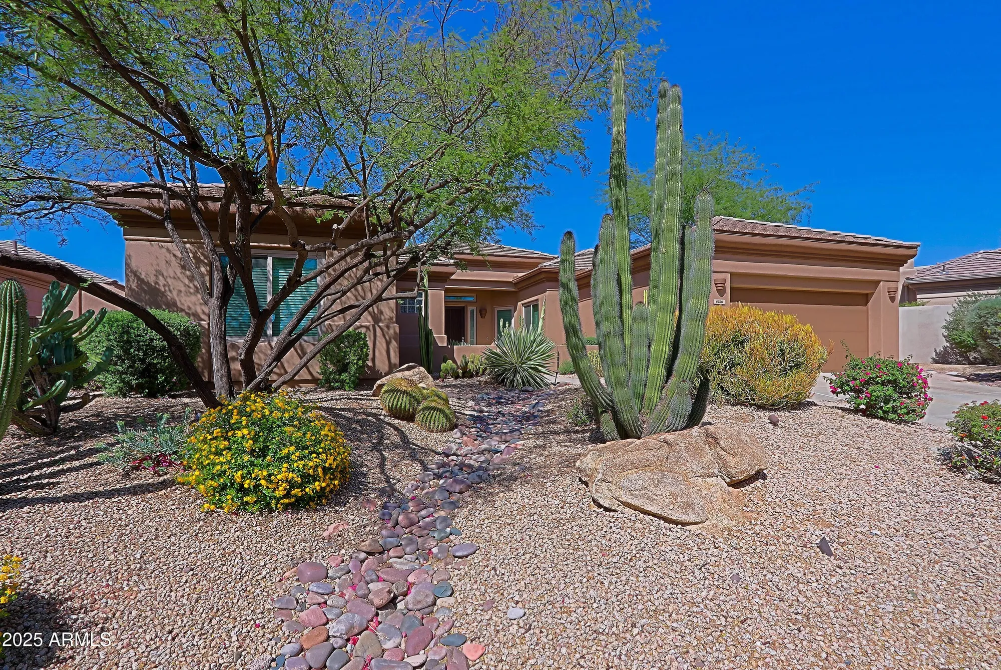 Property Slideshow image 49 of 108 | 6758 e brilliant sky dr, Scottsdale, AZ, 85266
